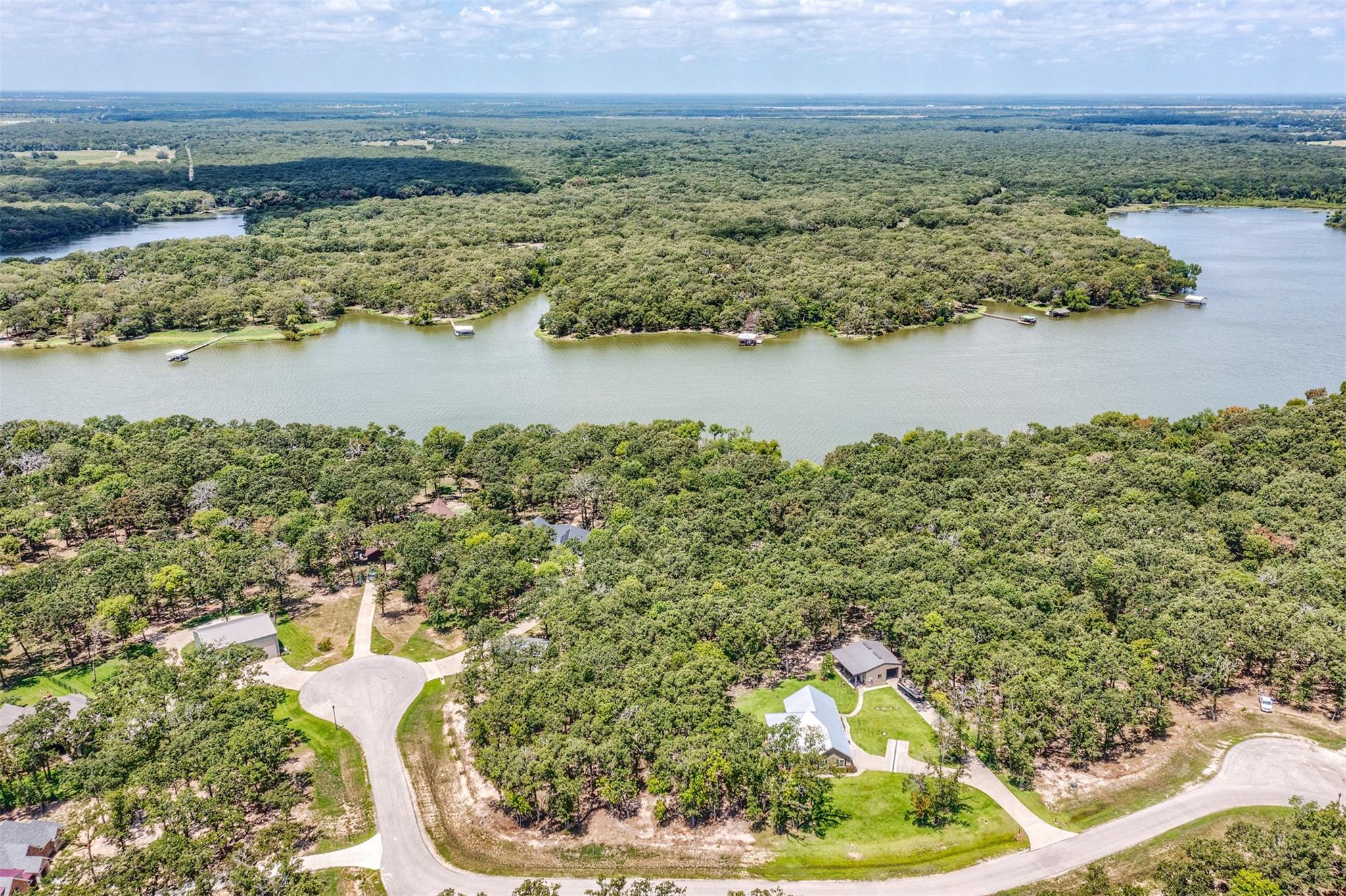 main property photo 37