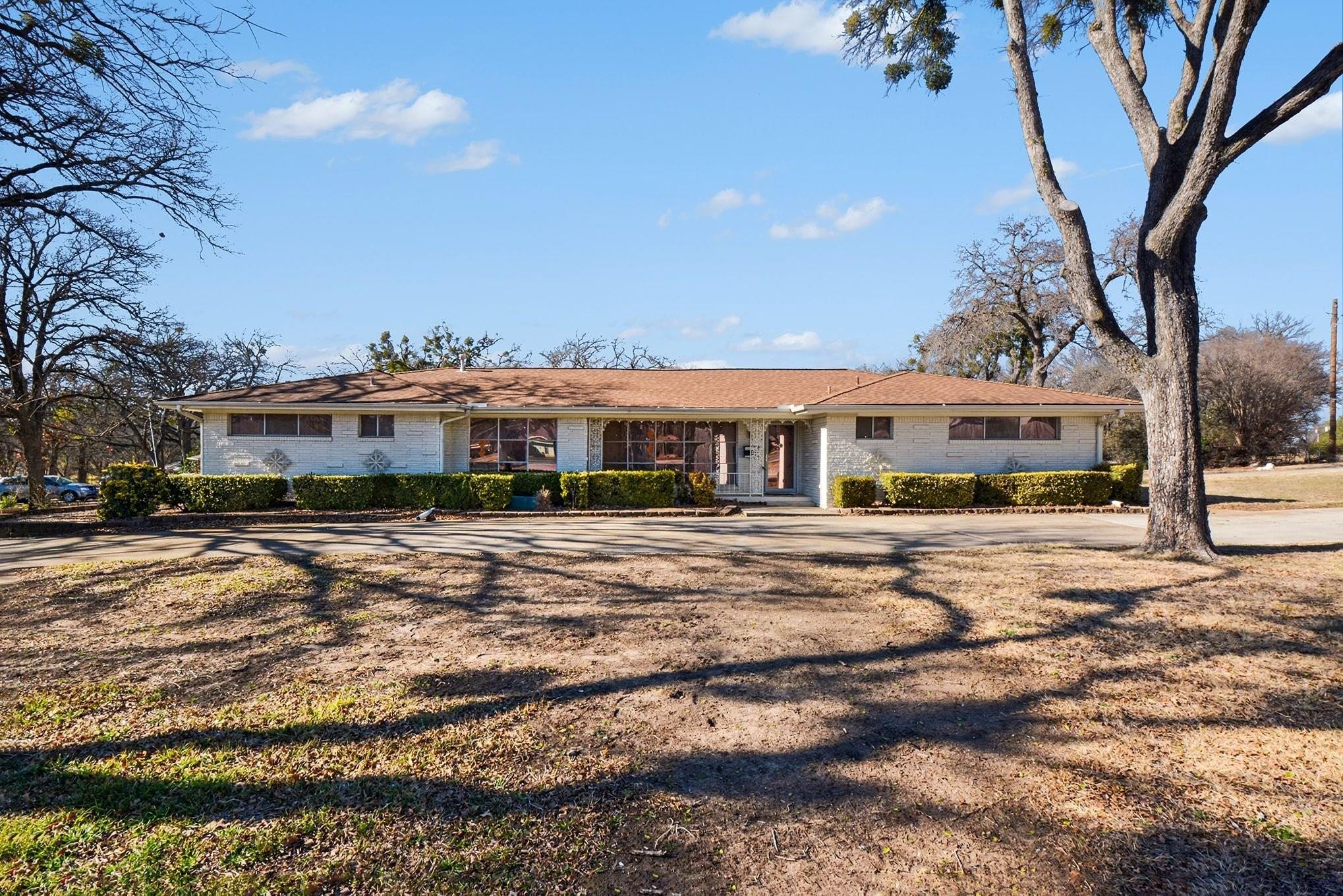 main property photo 21