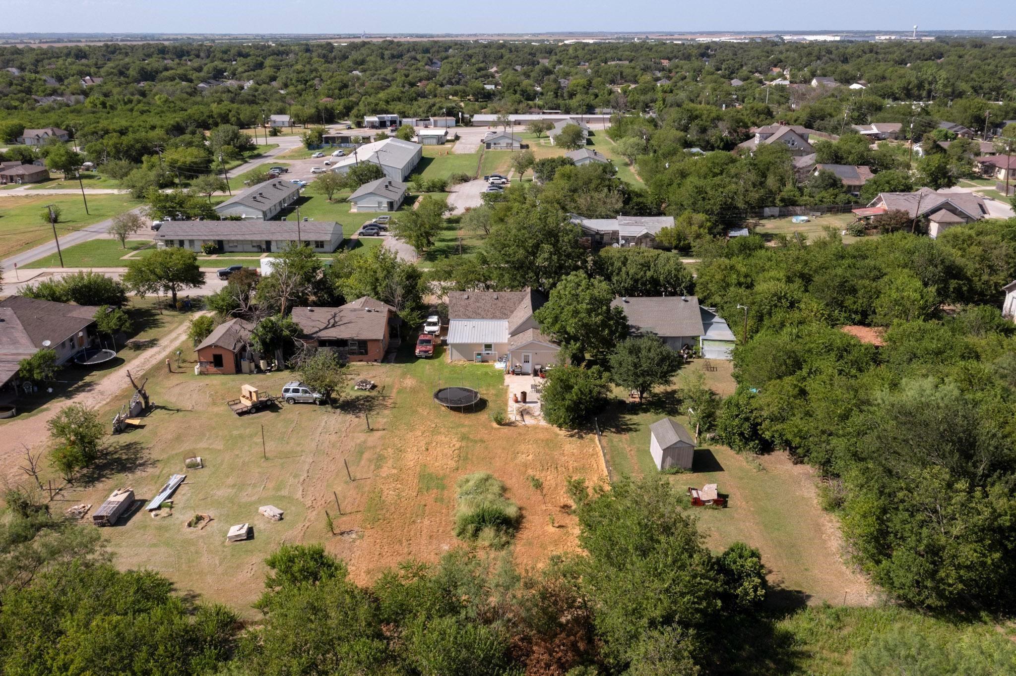 main property photo 20