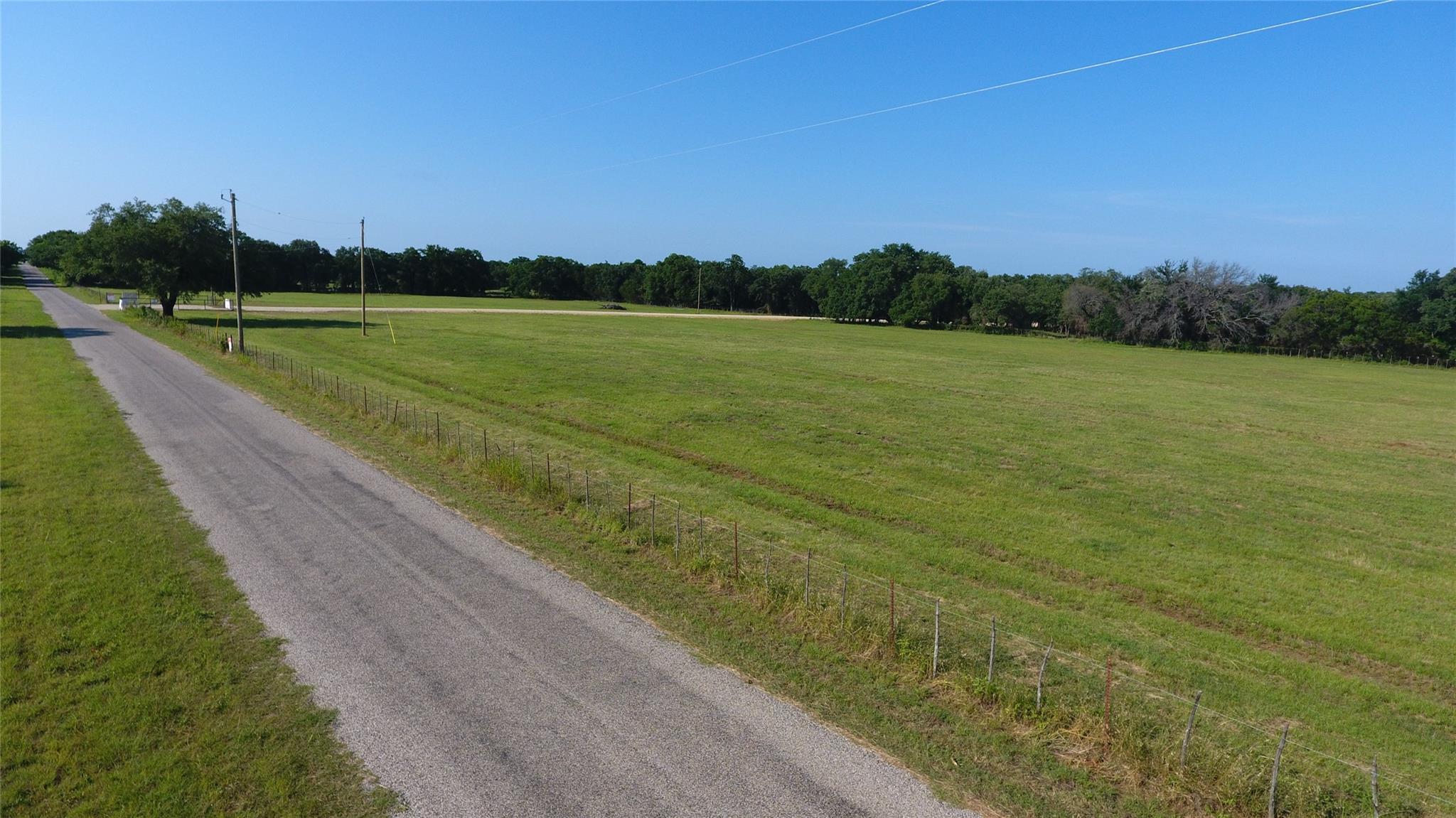 main property photo 9