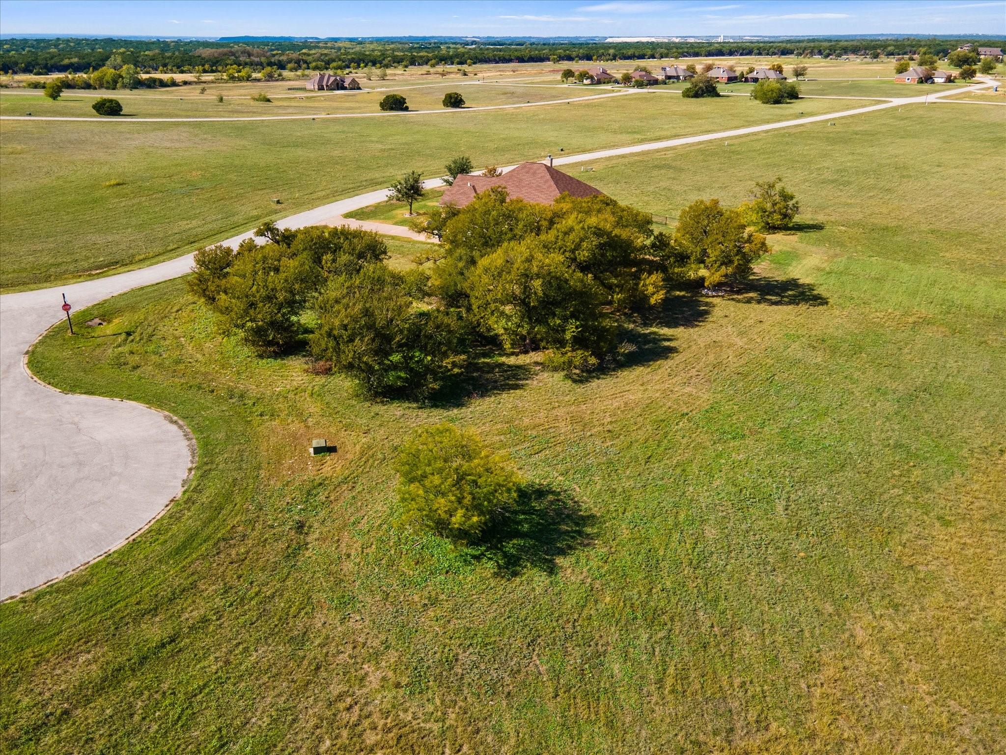 main property photo 6