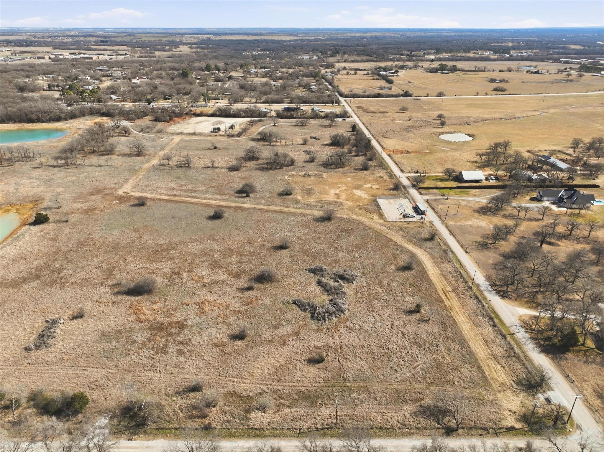 main property photo 11