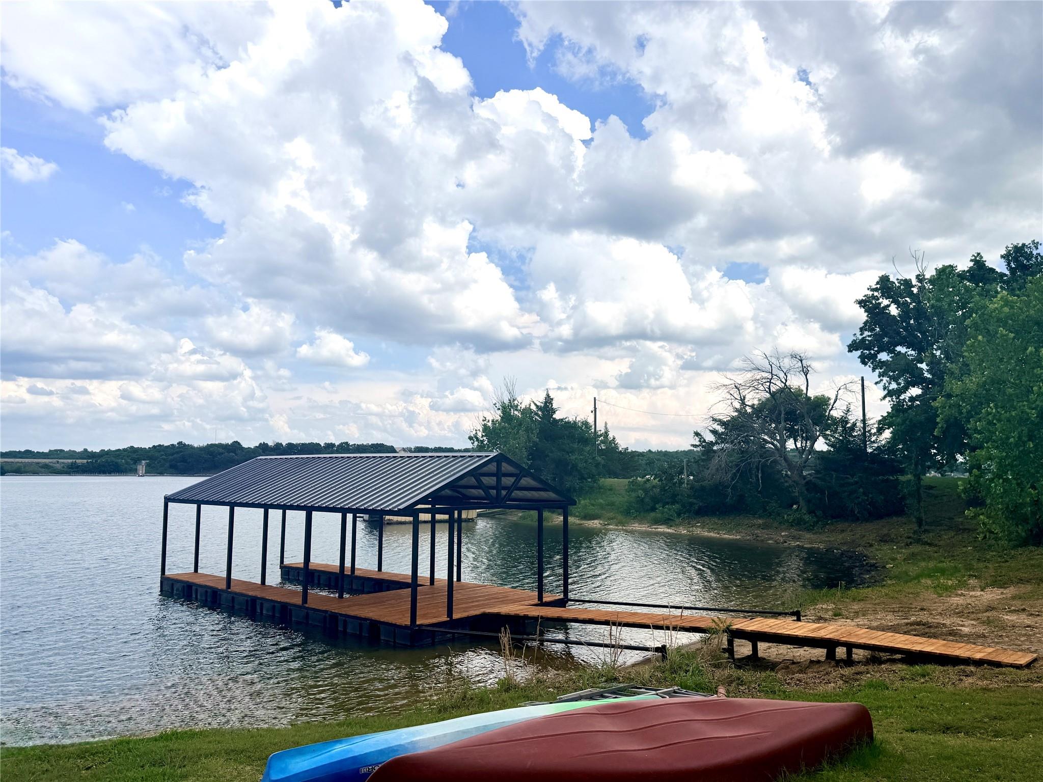 main property photo 38
