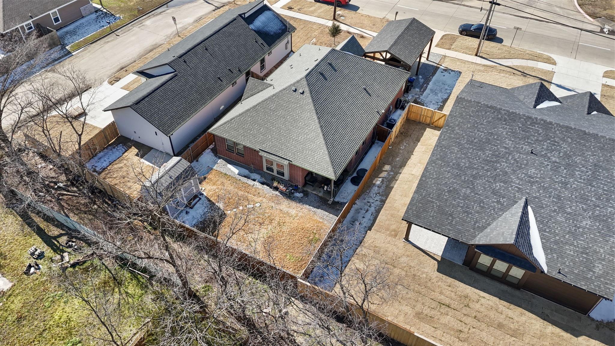 main property photo 21