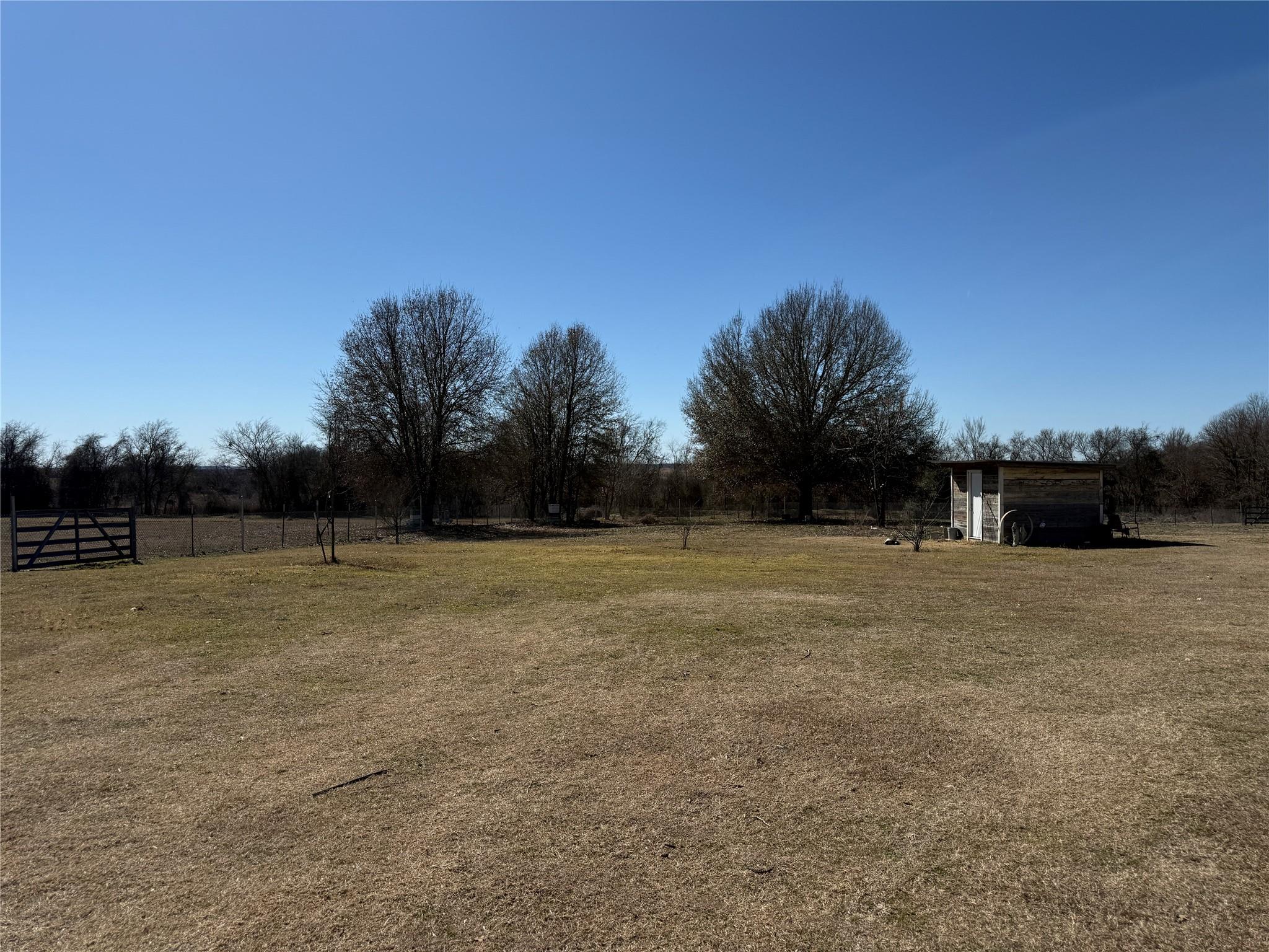 main property photo 22
