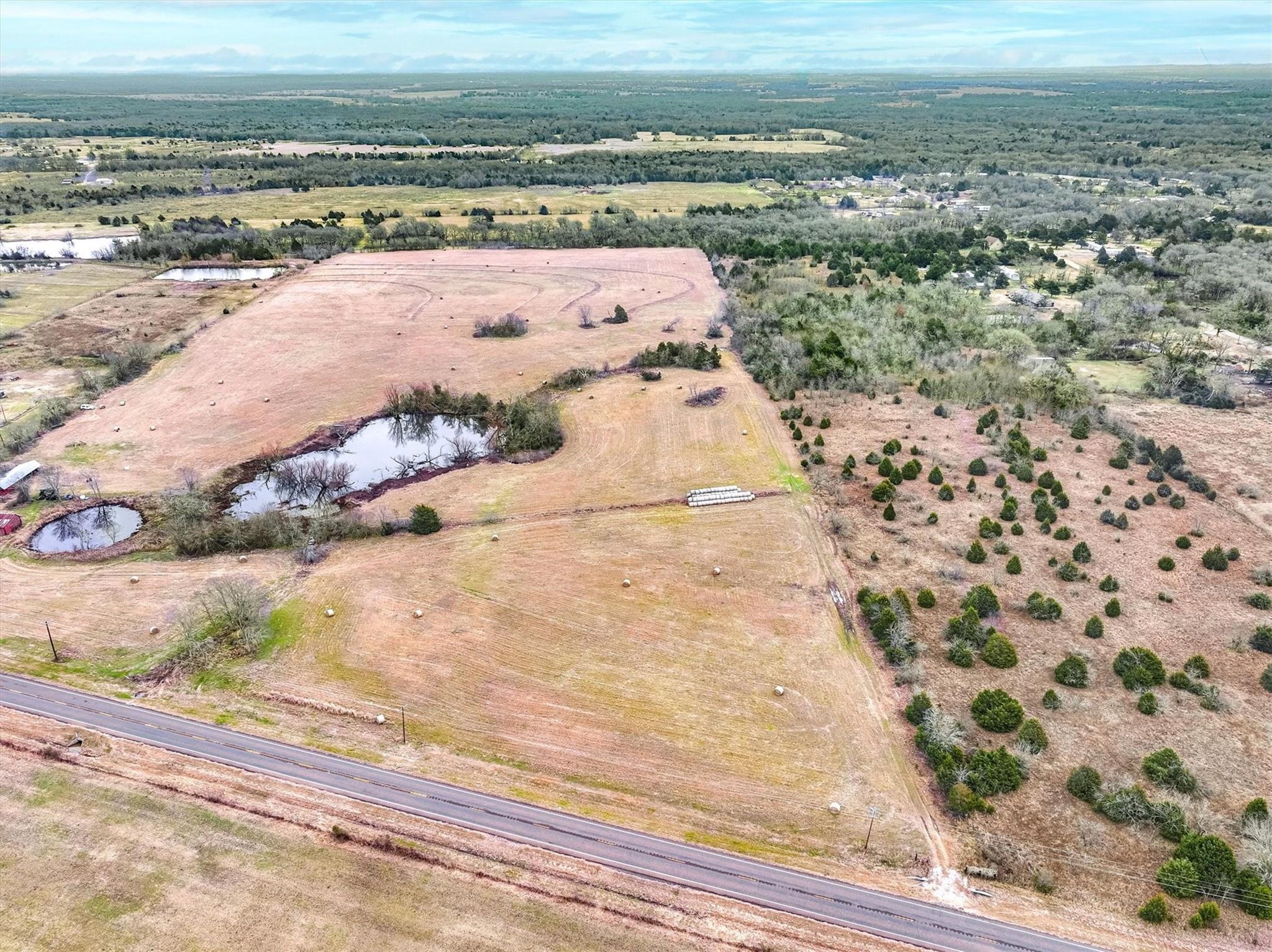 main property photo 20