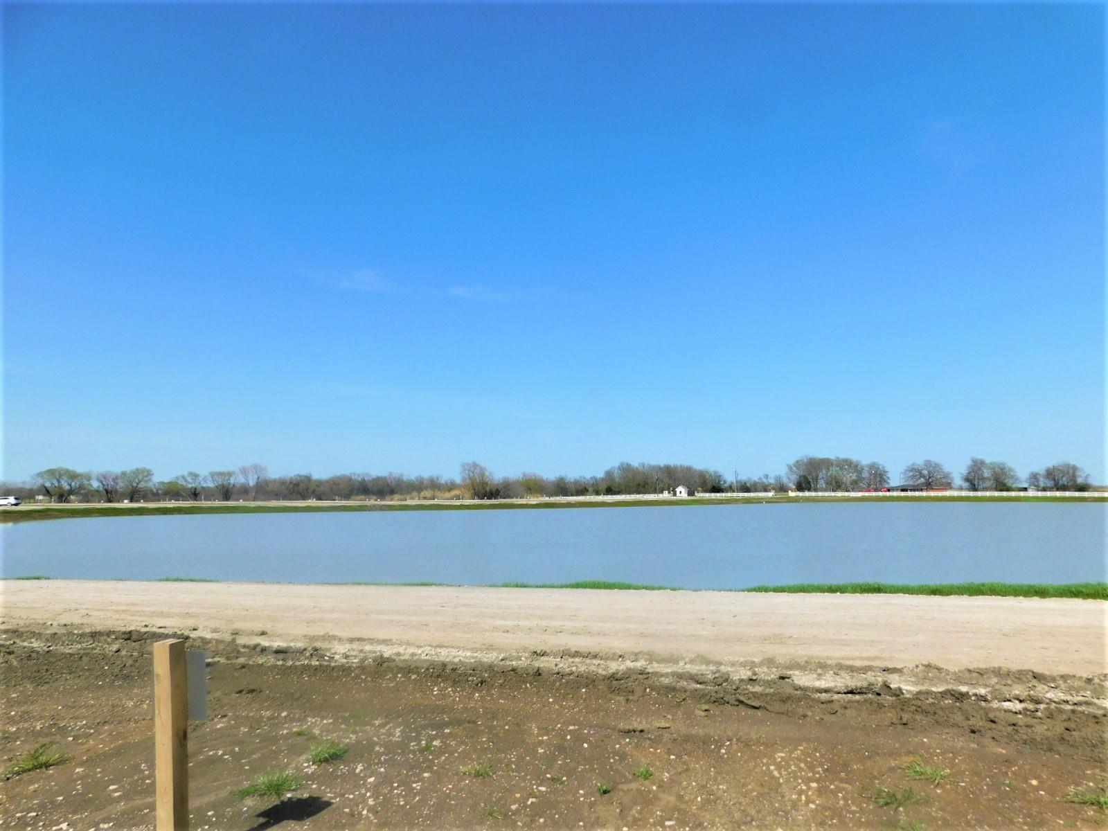 main property photo 37