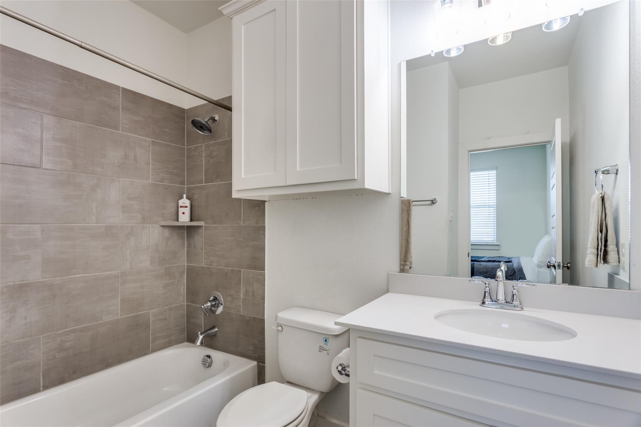 property viewer photo 15
