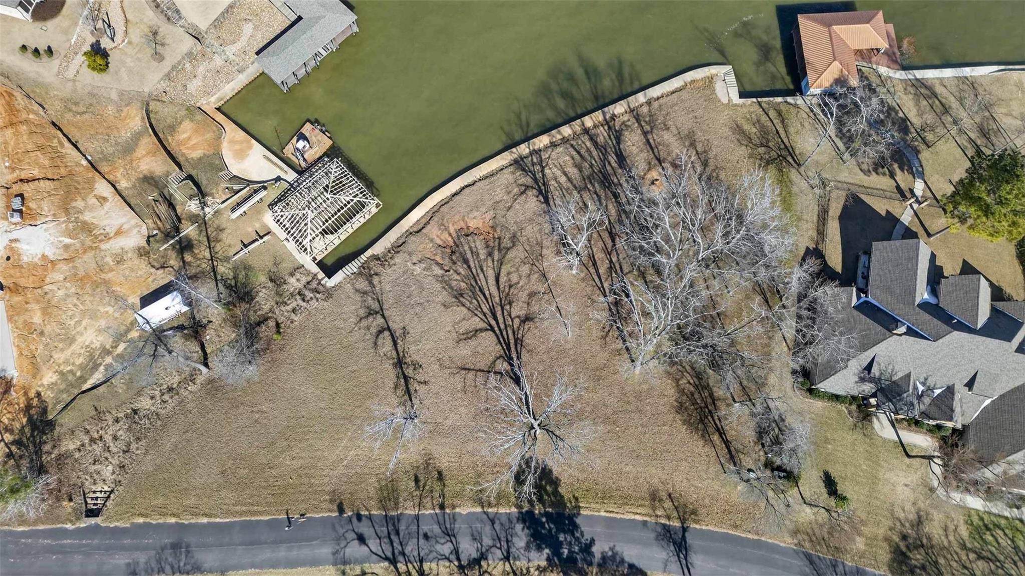 main property photo 14