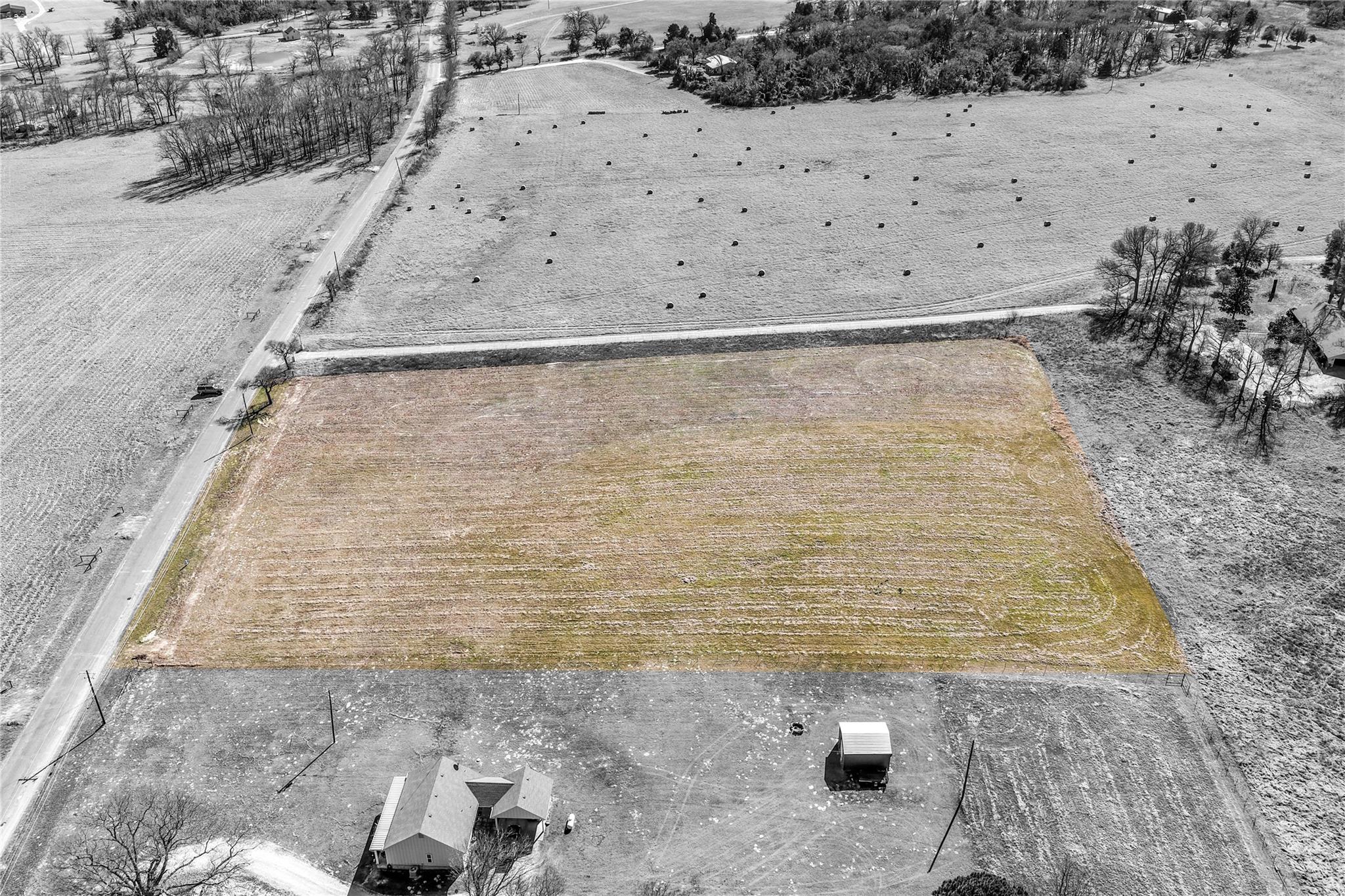 main property photo 13