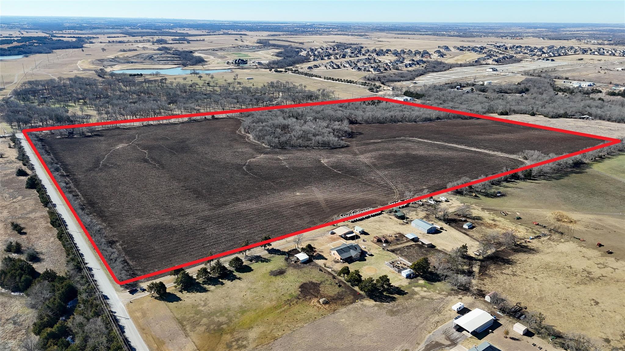 main property photo 10