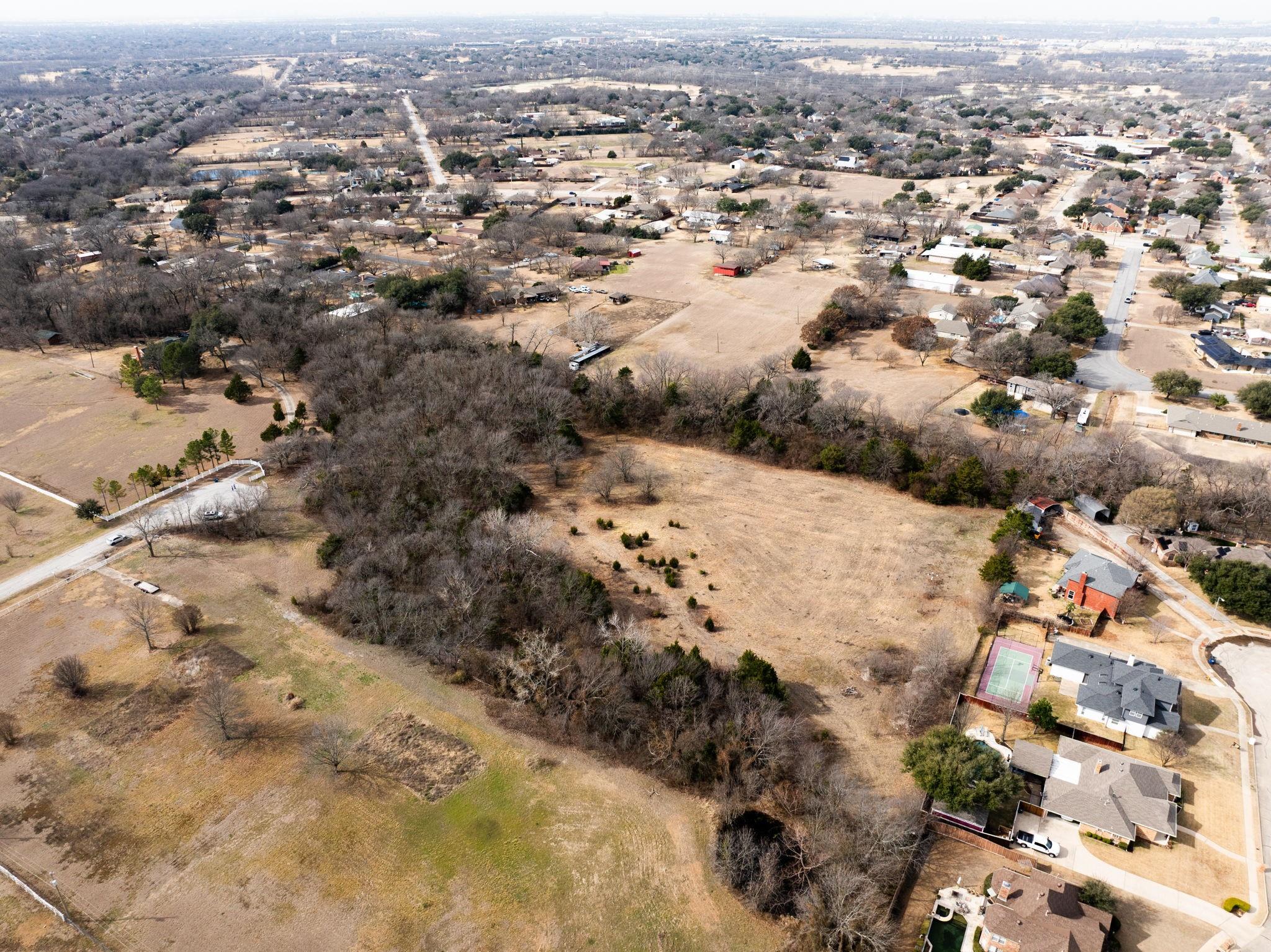 main property photo 7