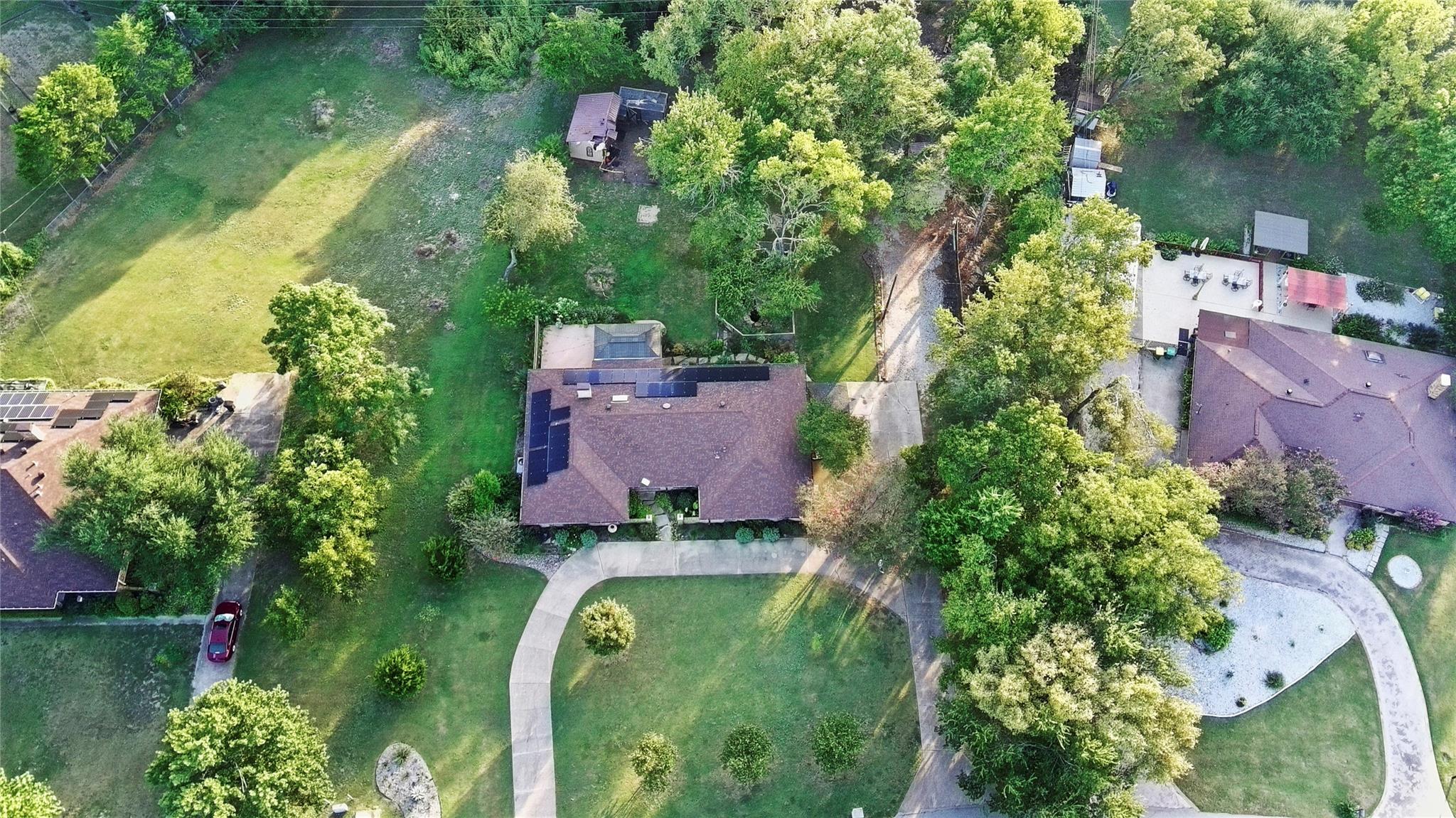 main property photo 31