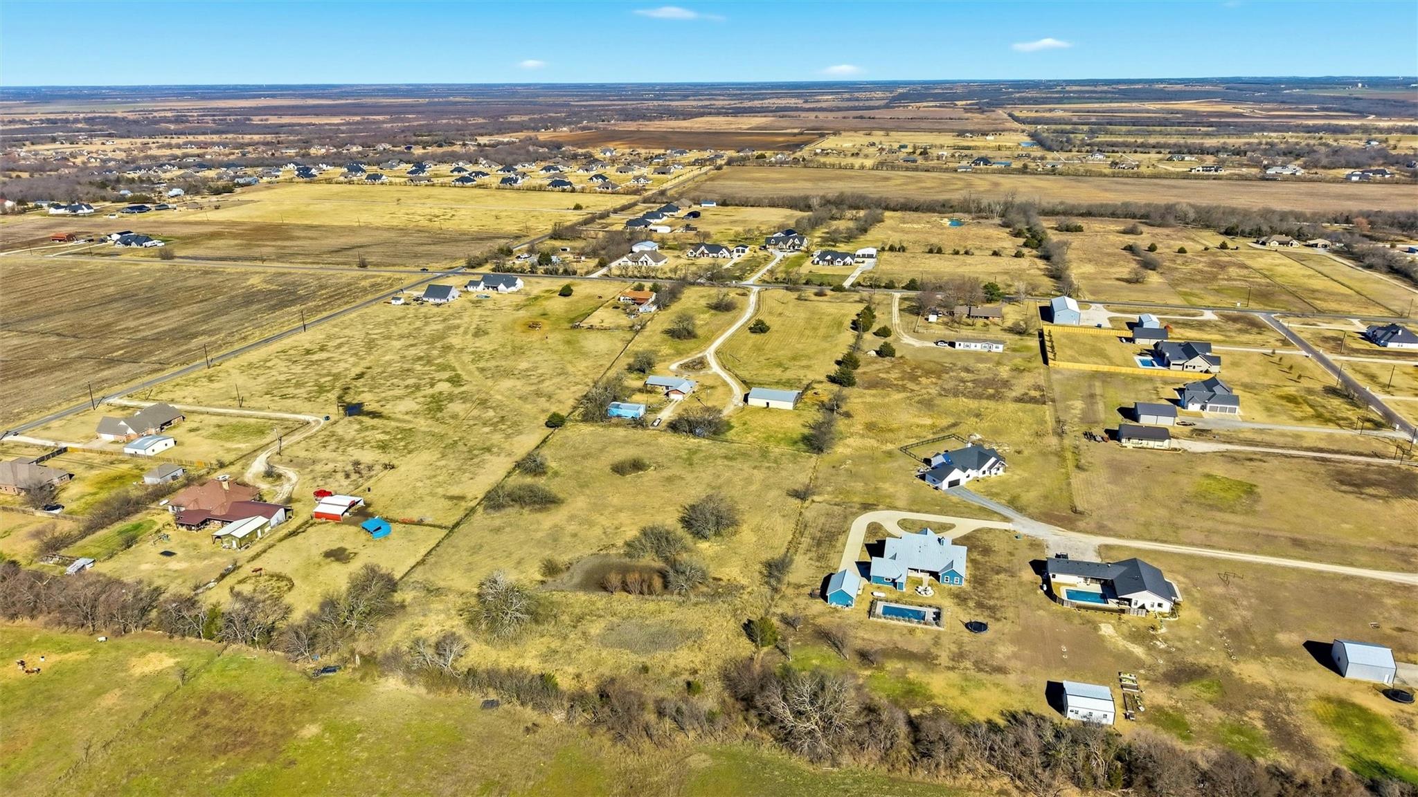 main property photo 7