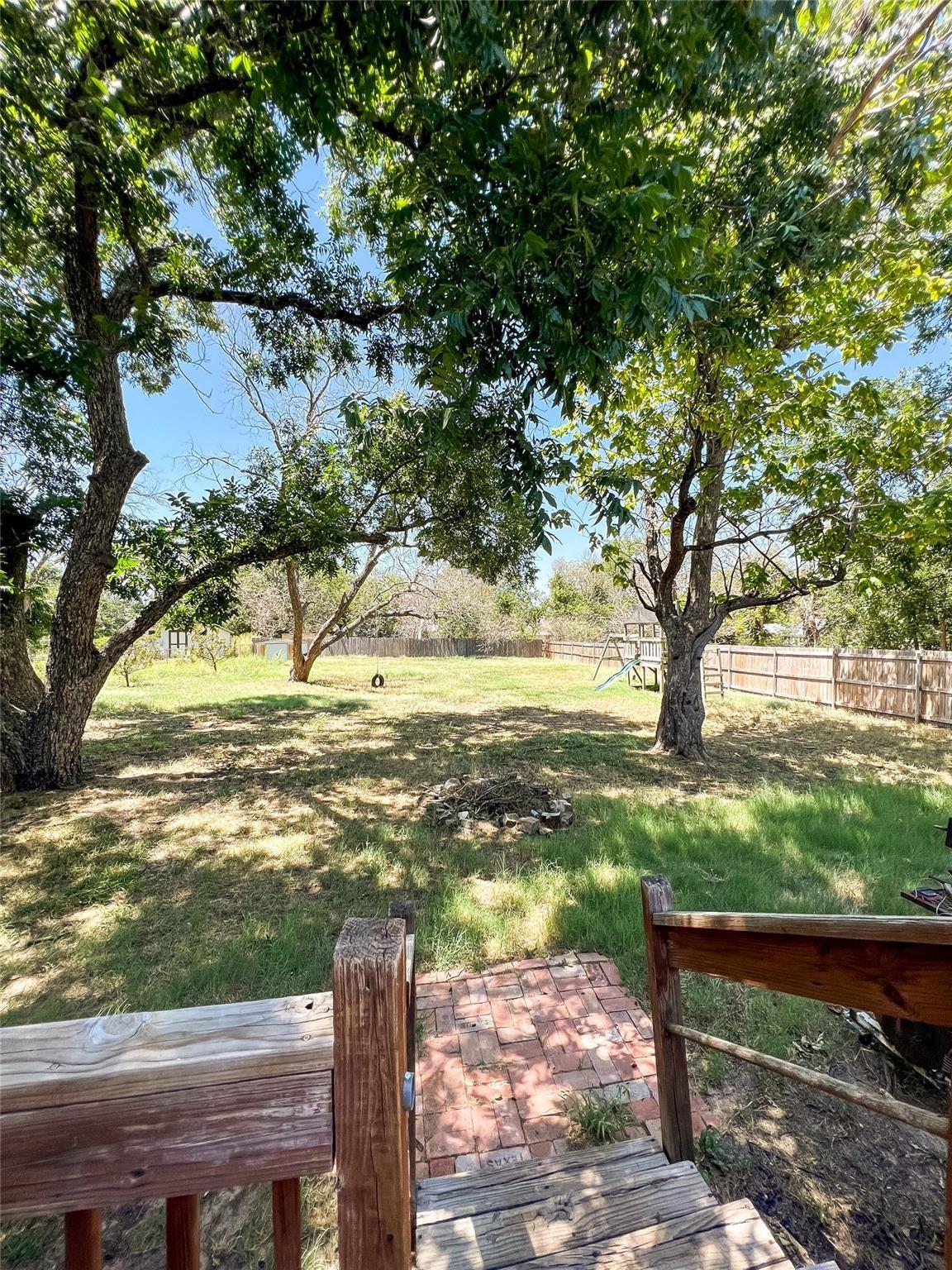 main property photo 27
