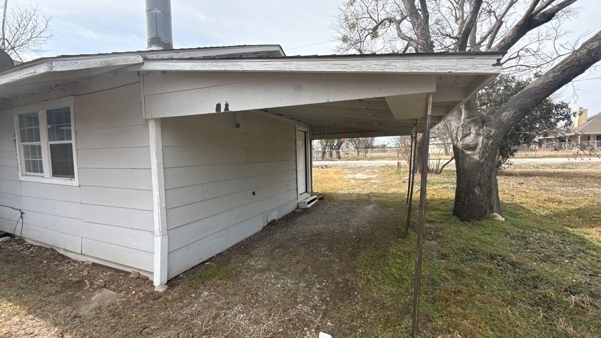 main property photo 27