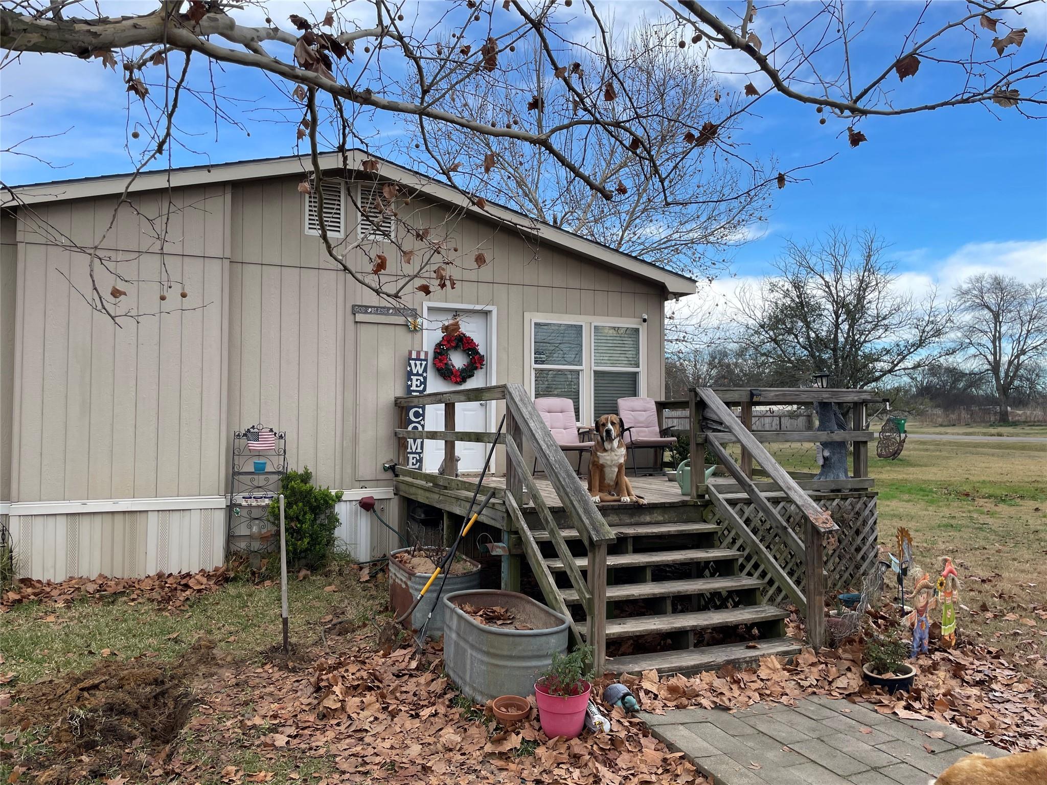 main property photo 17