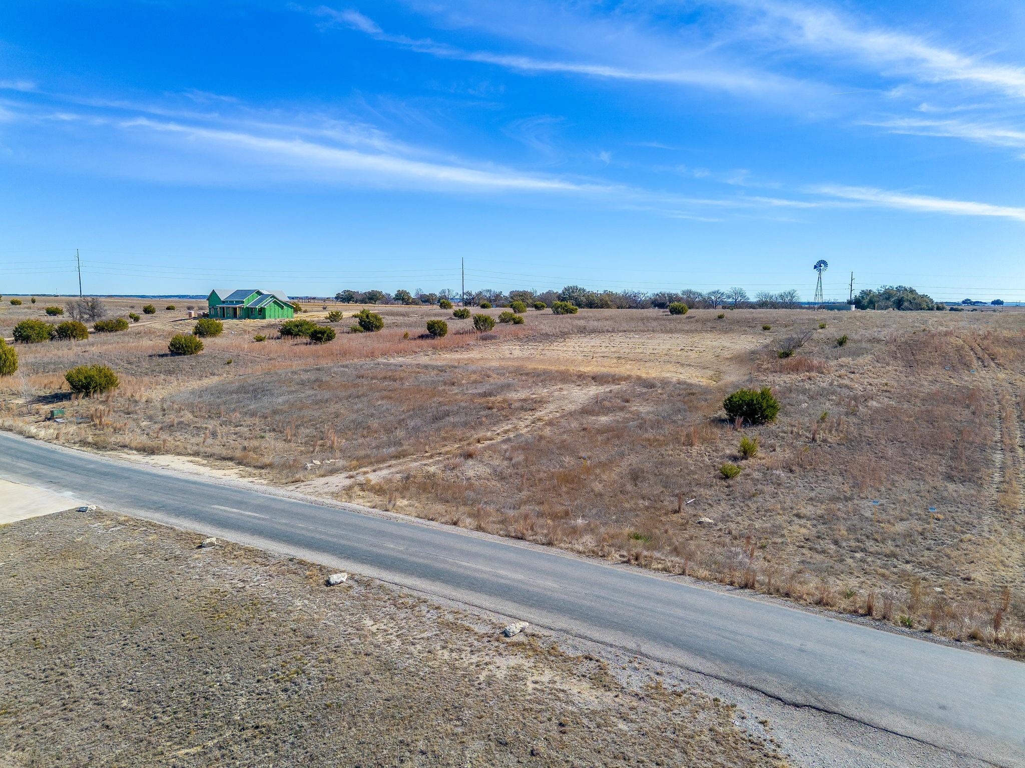 main property photo 12