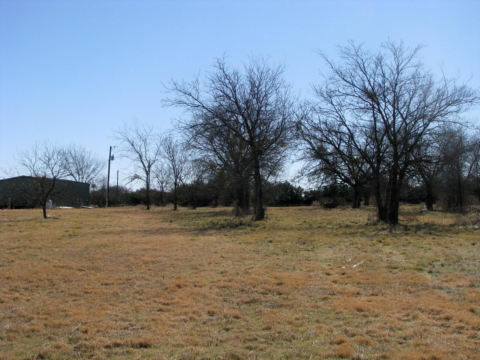 main property photo 11