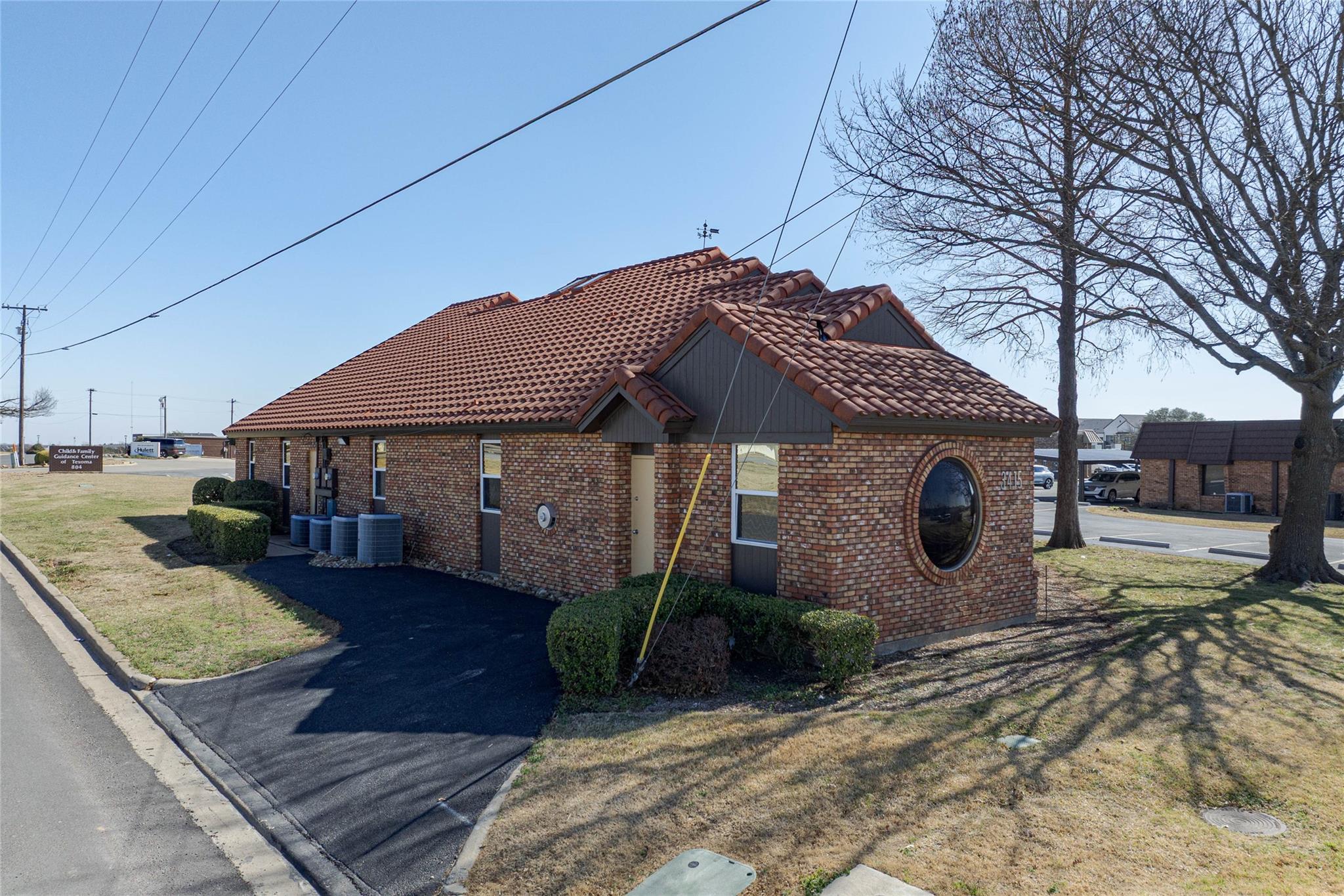 main property photo 5