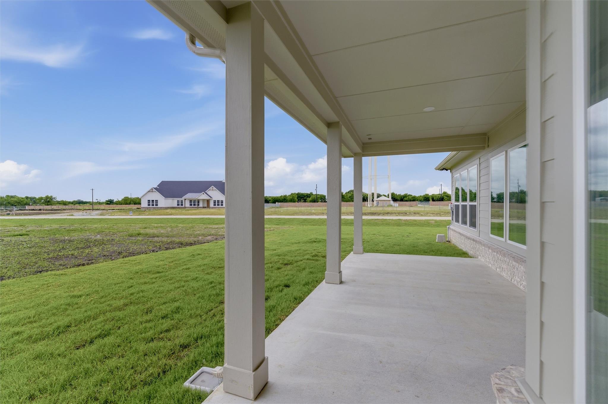 main property photo 22