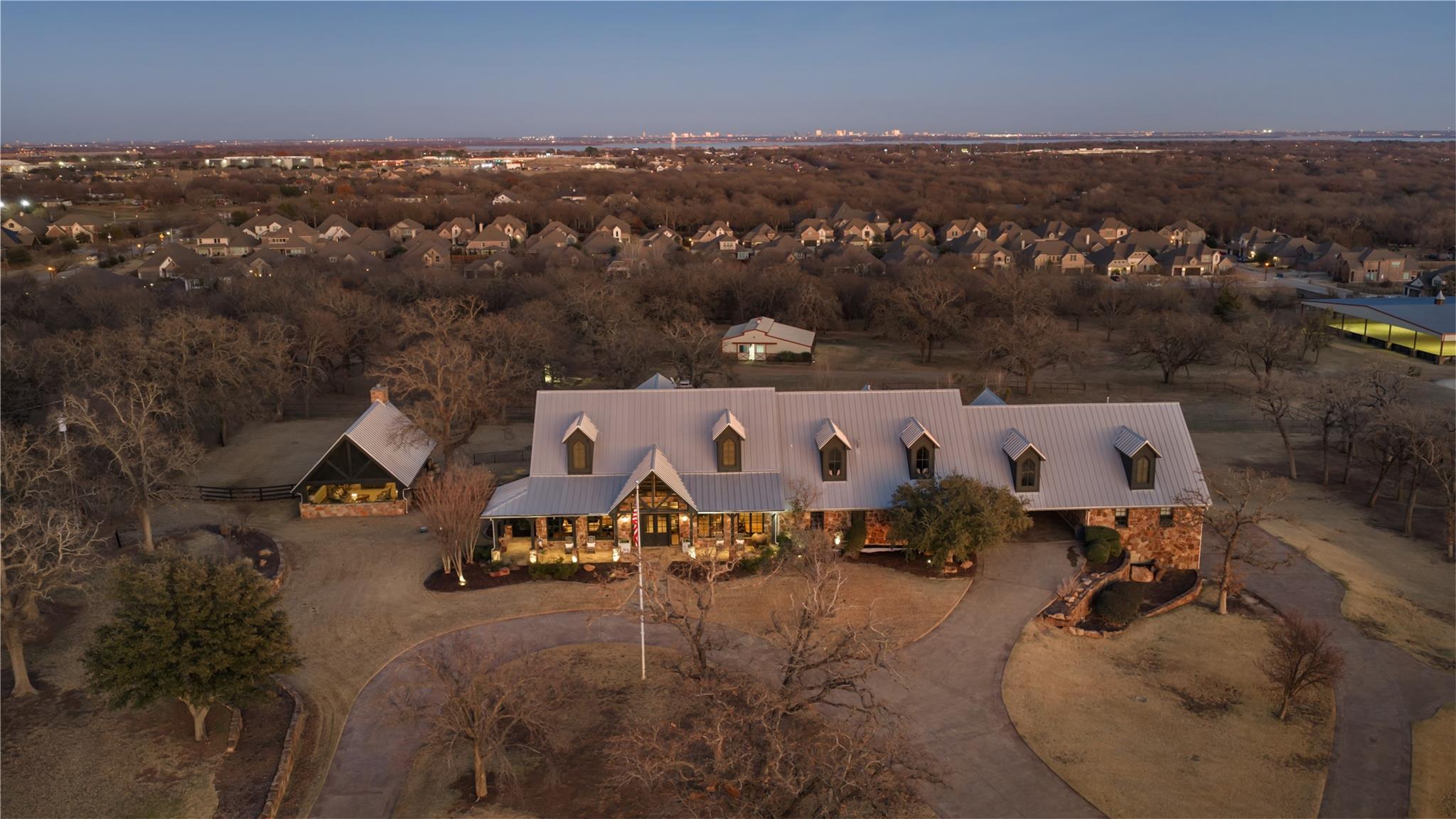 main property photo 5