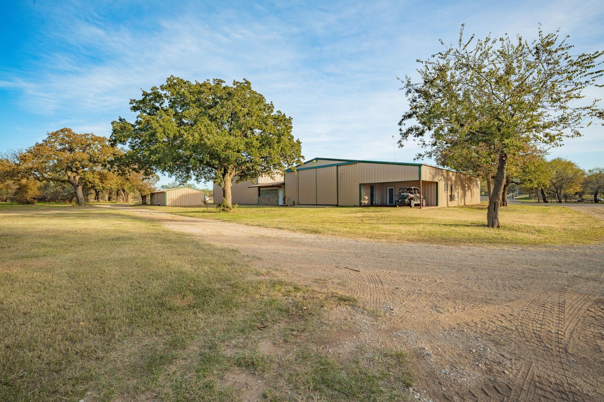 main property photo 5