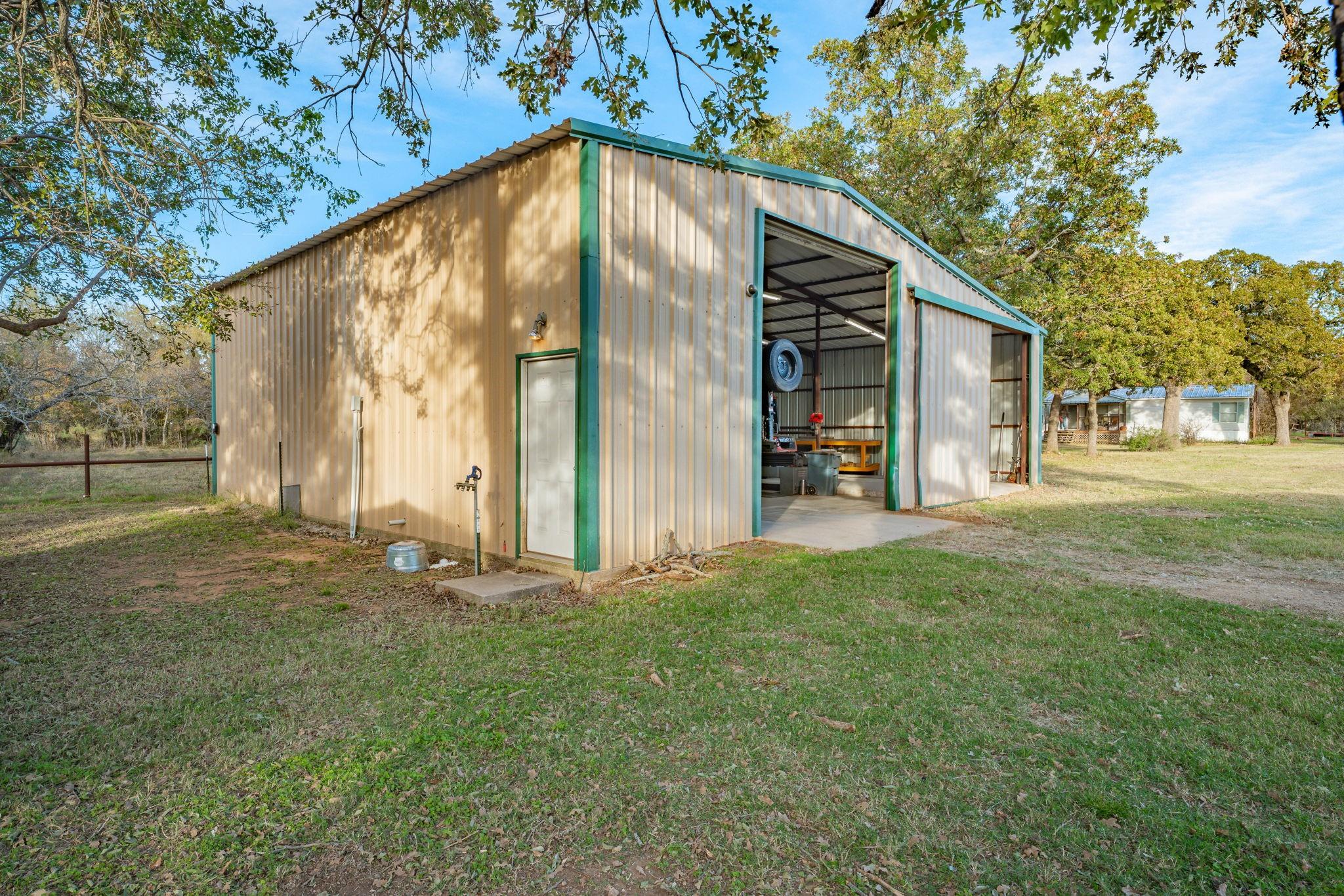 main property photo 7