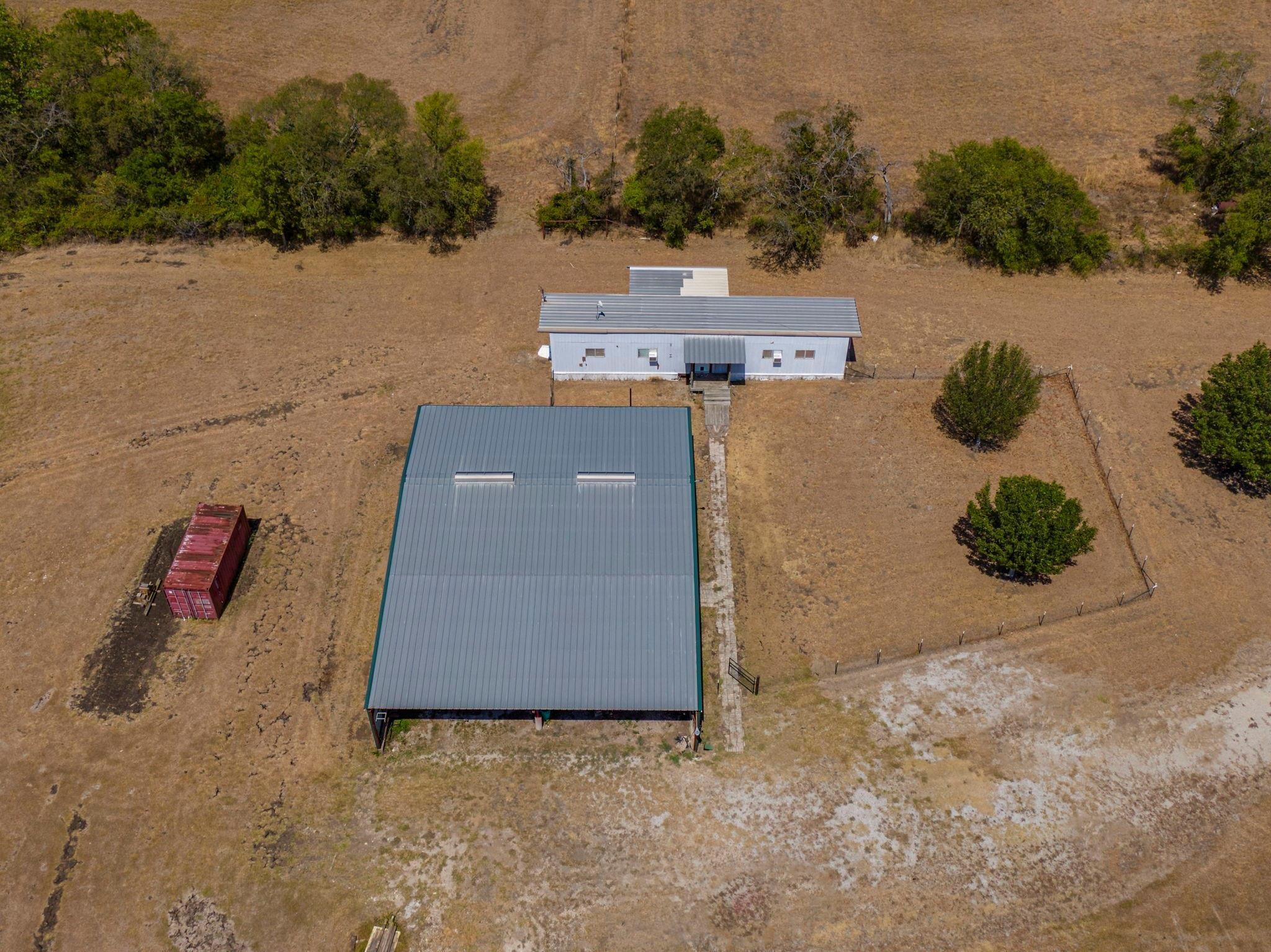 main property photo 13