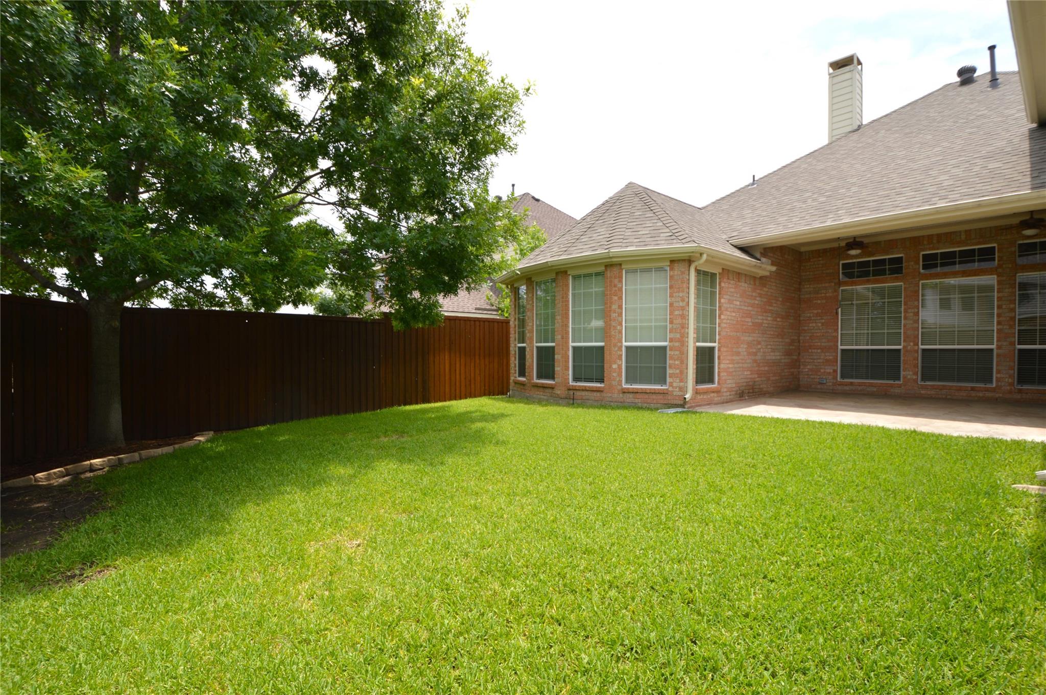 main property photo 37