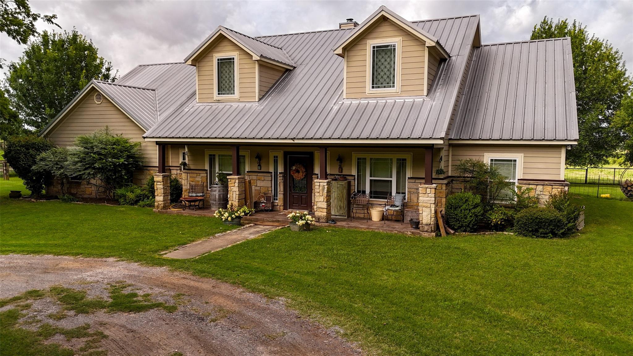 main property photo 20