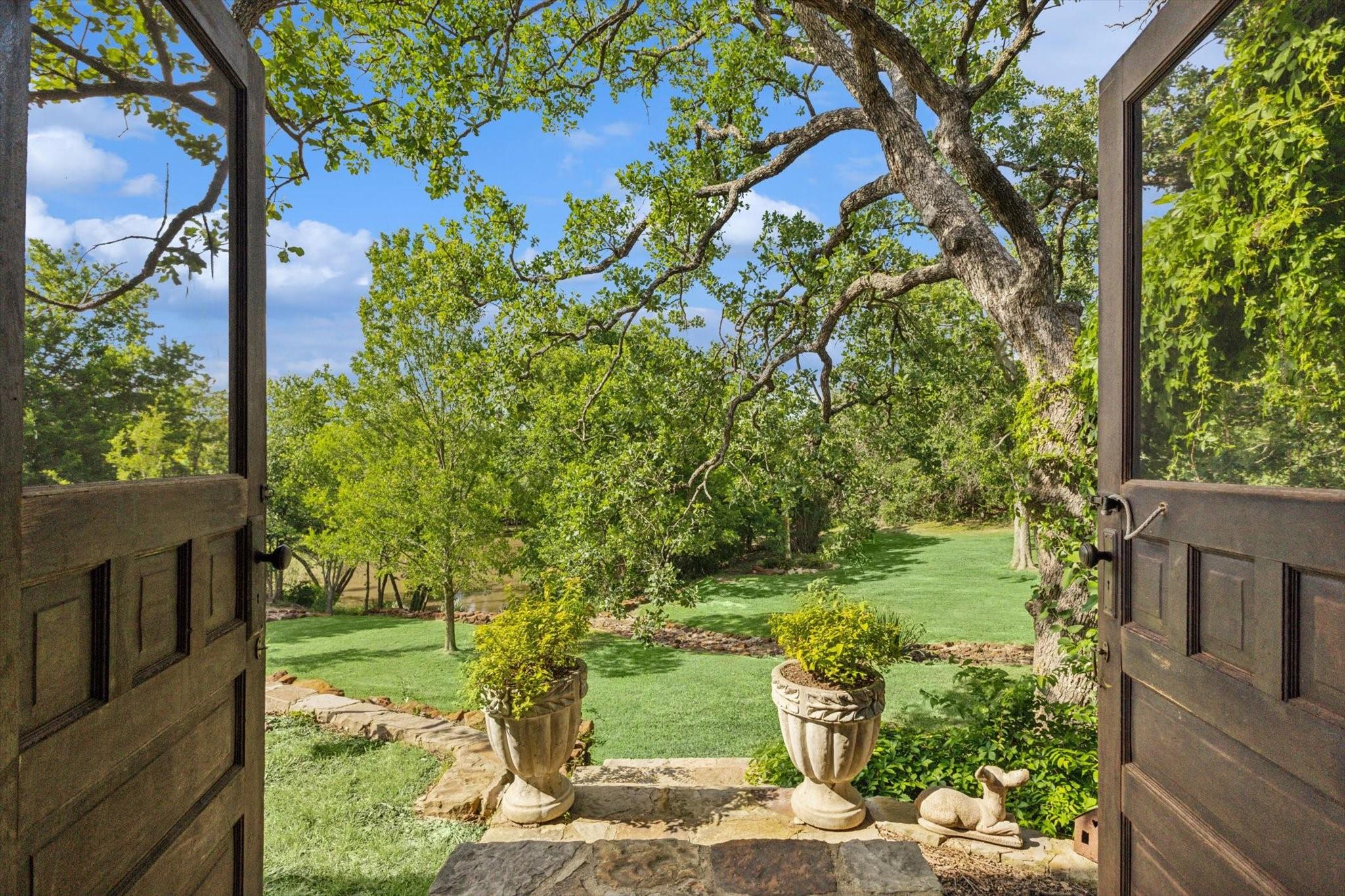 main property photo 22