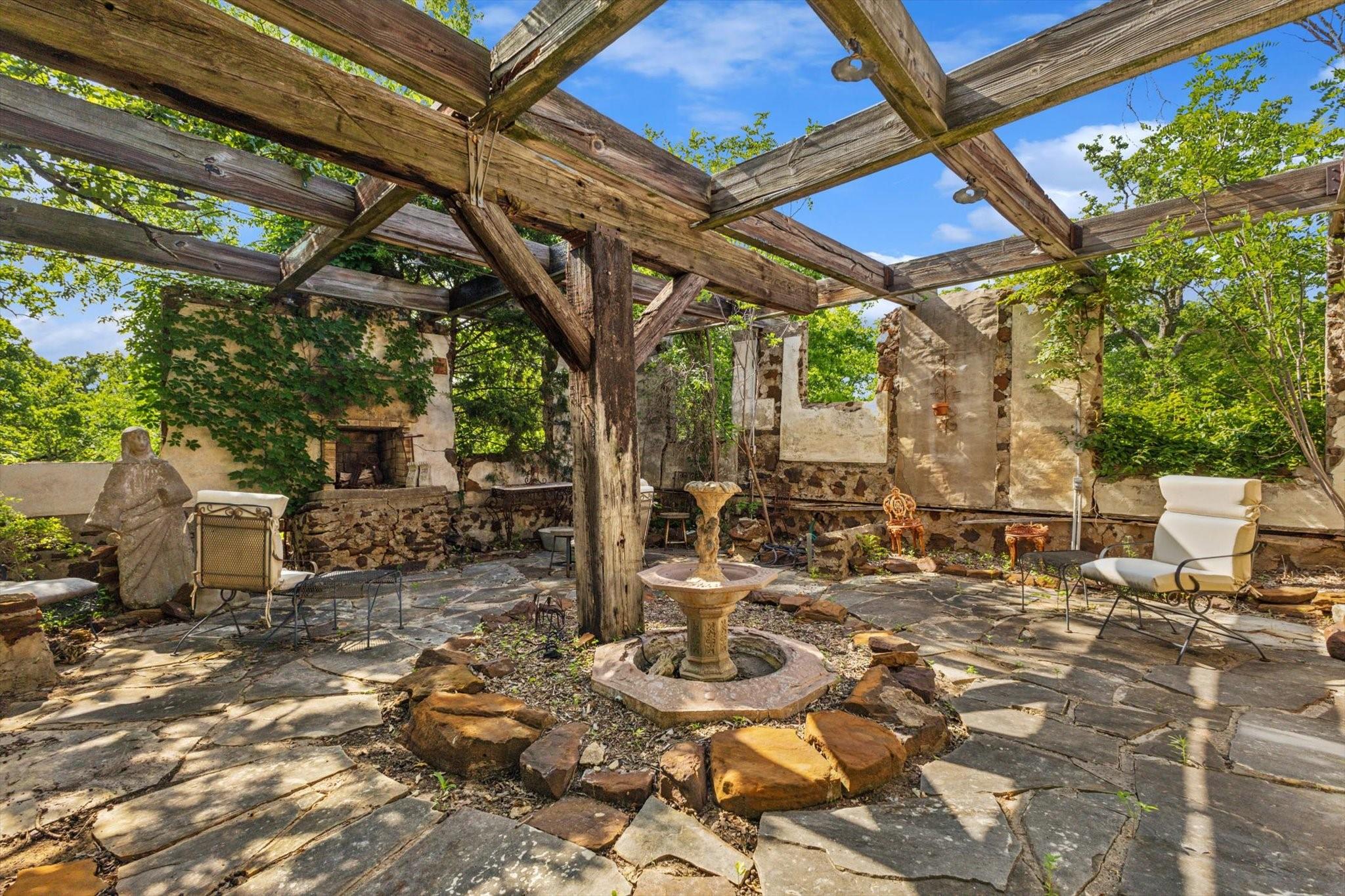 main property photo 27