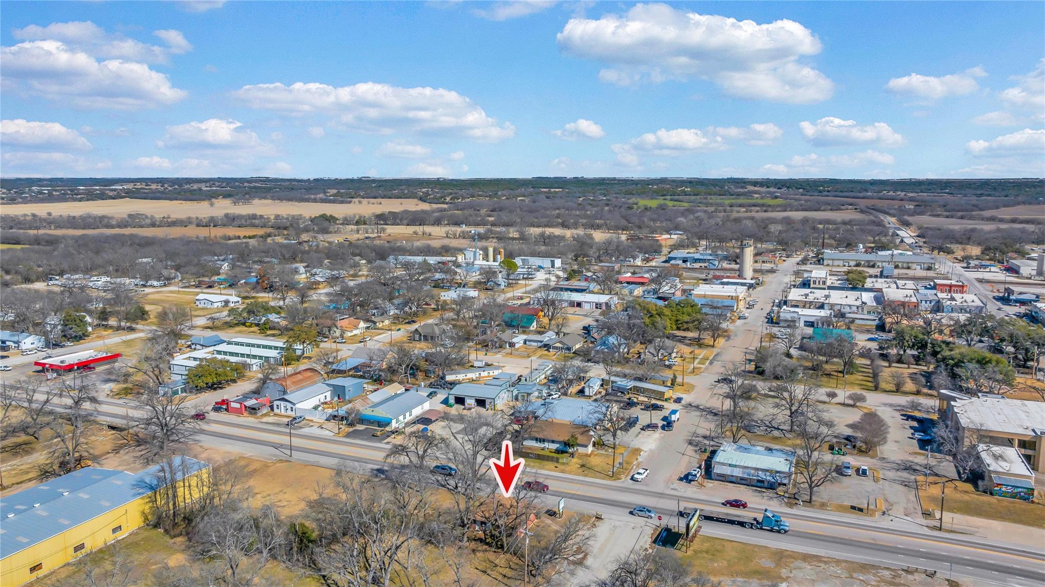 main property photo 23