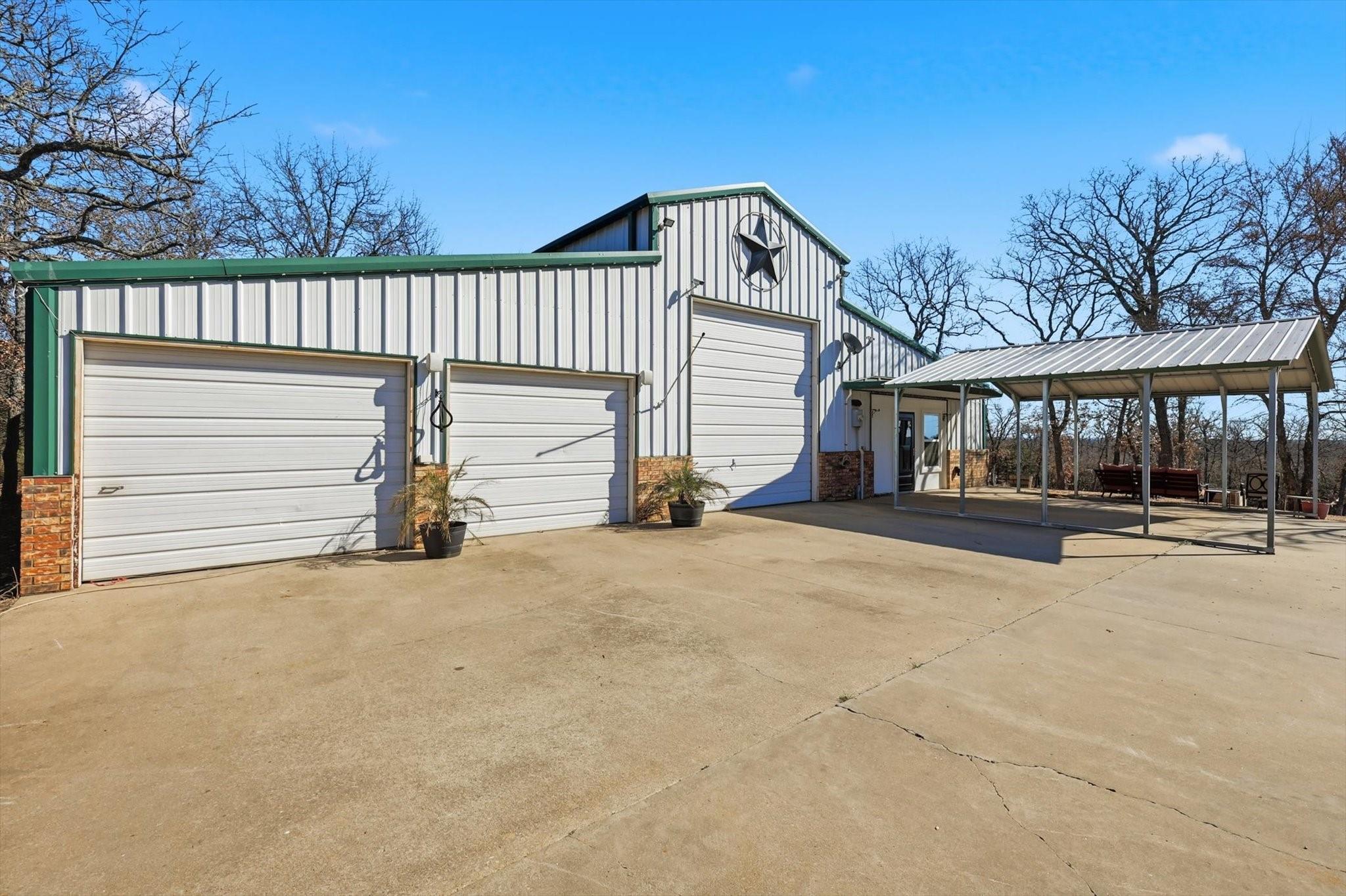 main property photo 30