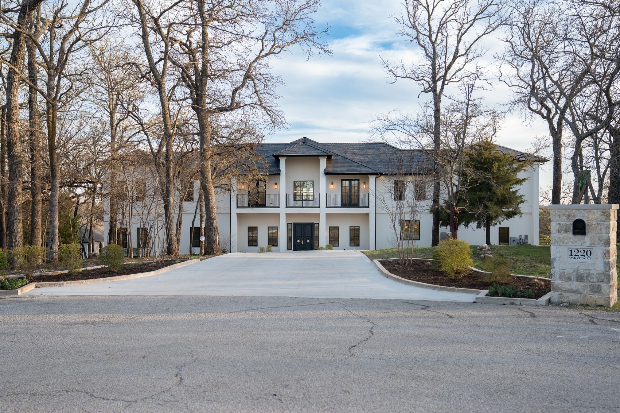 main property photo 31