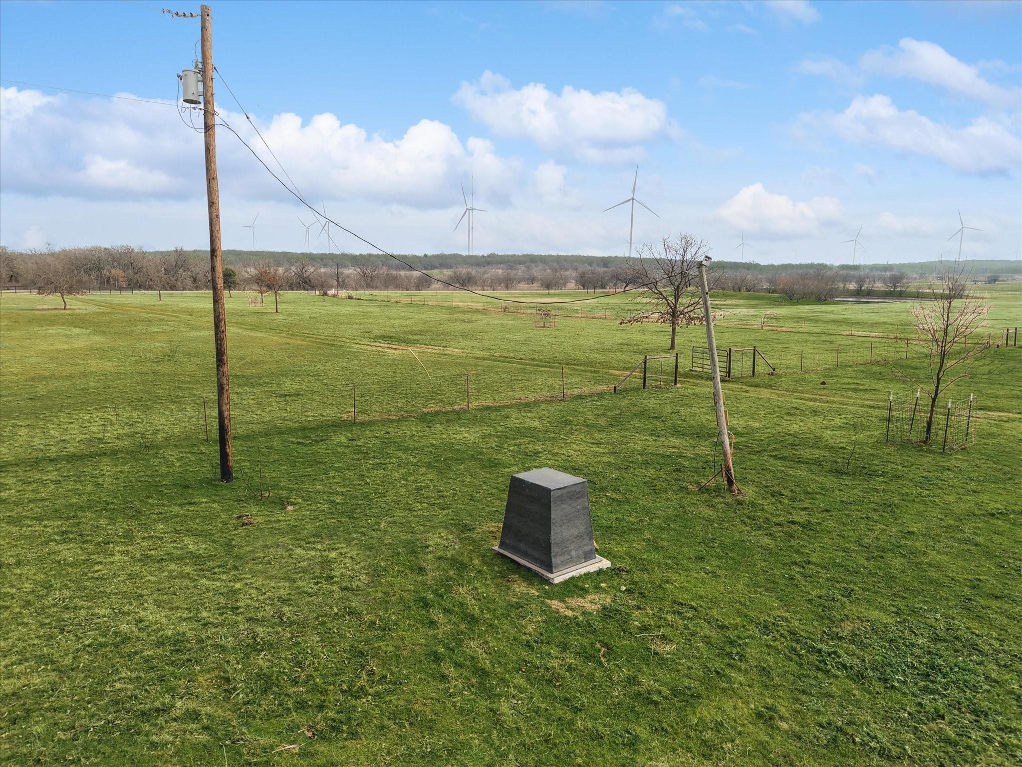 main property photo 20