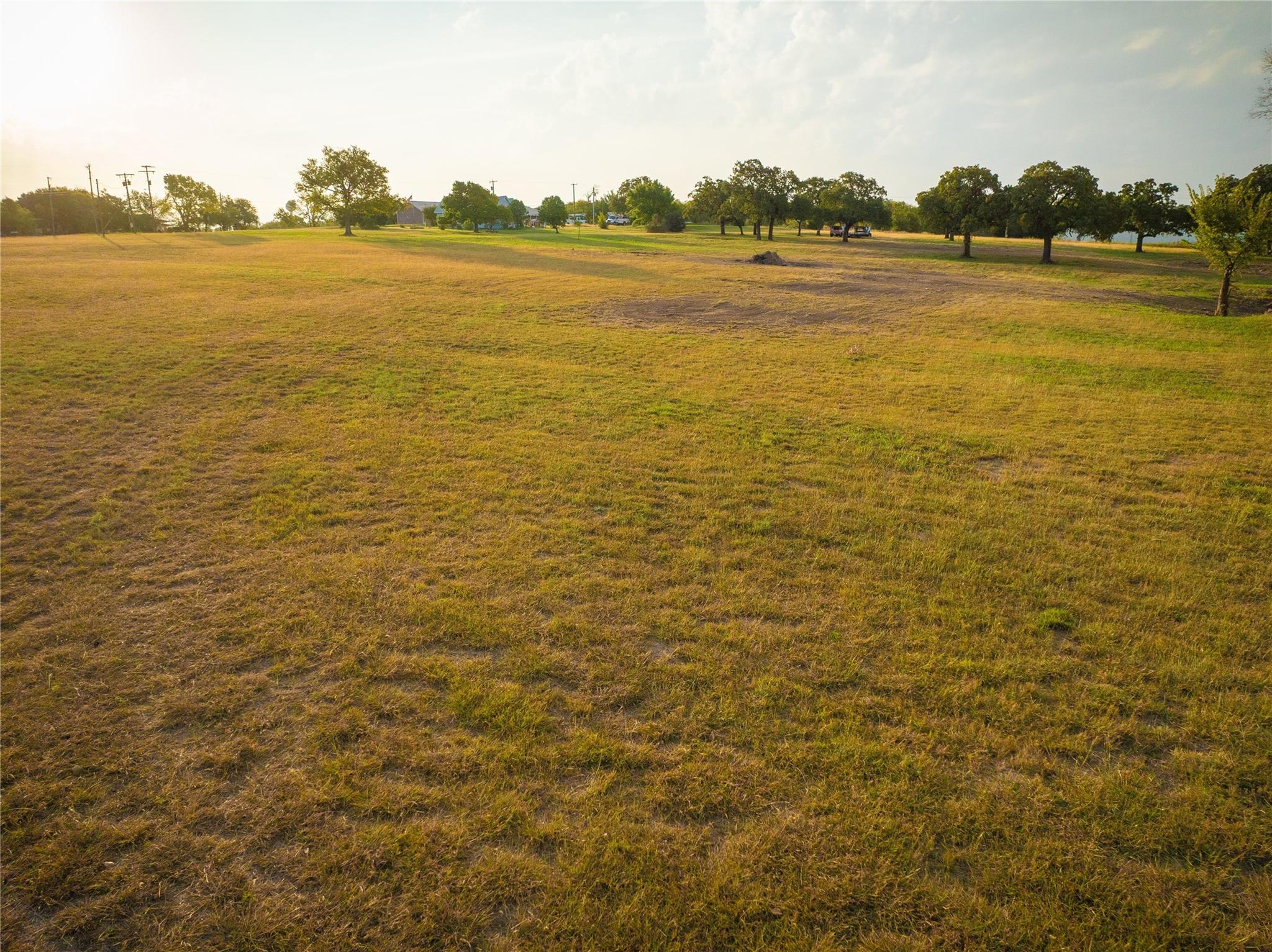 main property photo 11