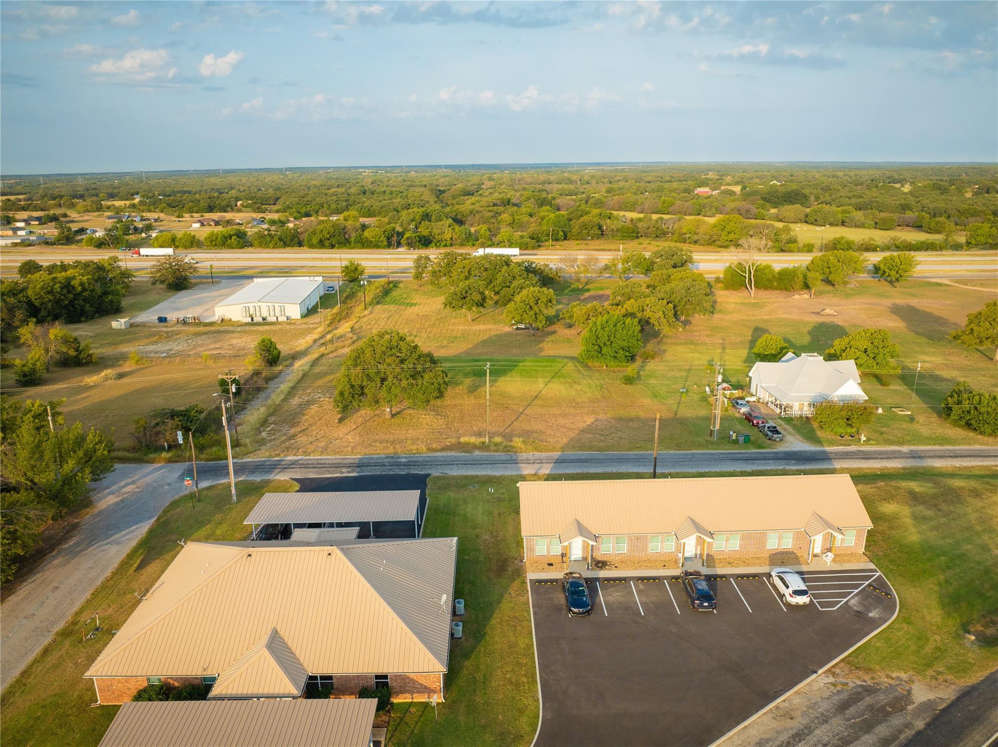 main property photo 33
