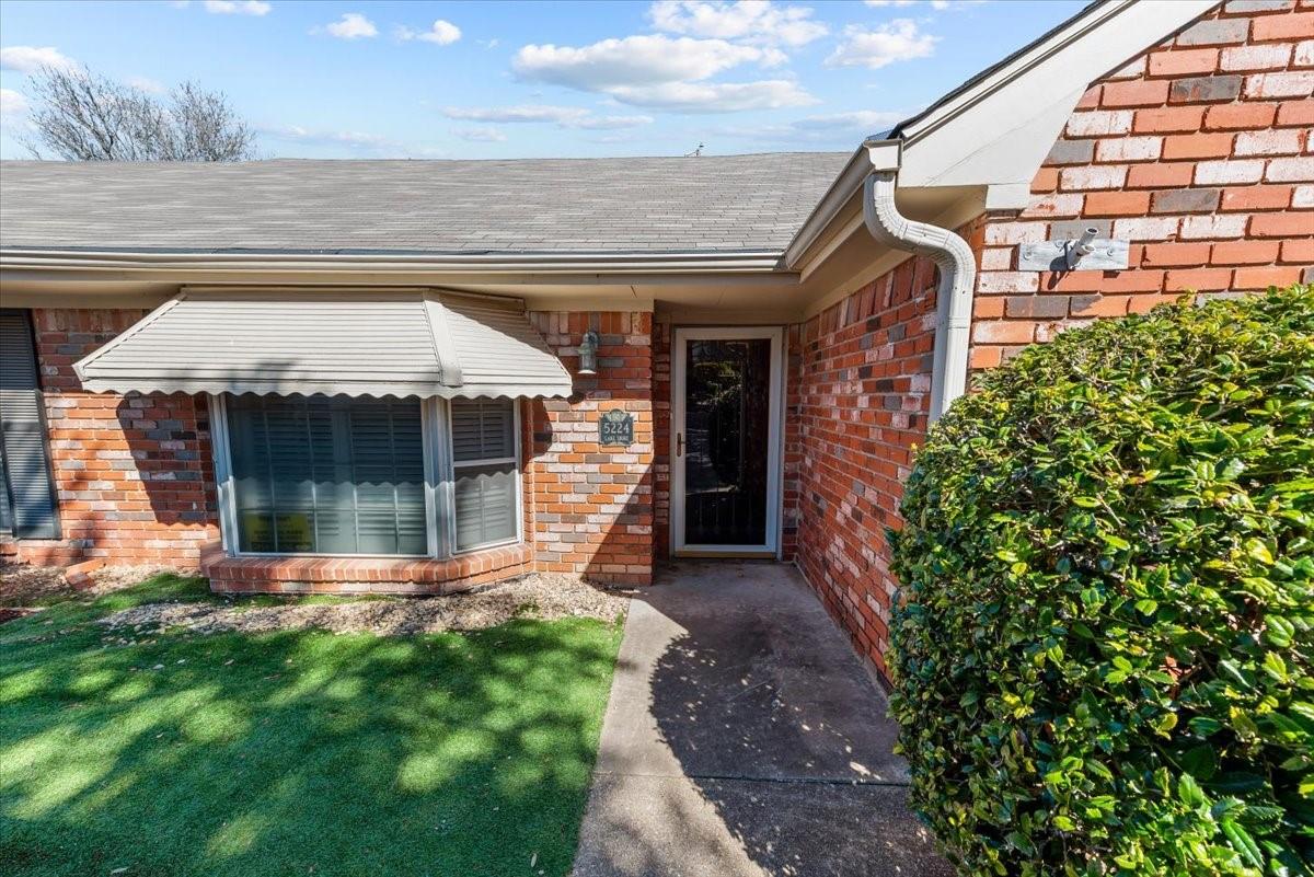 main property photo 22