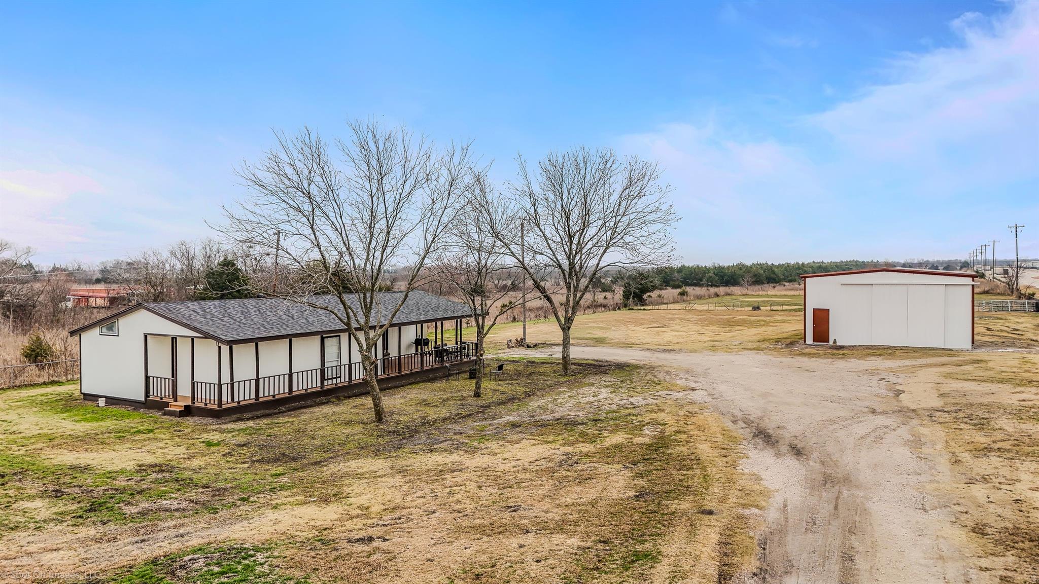 main property photo 25