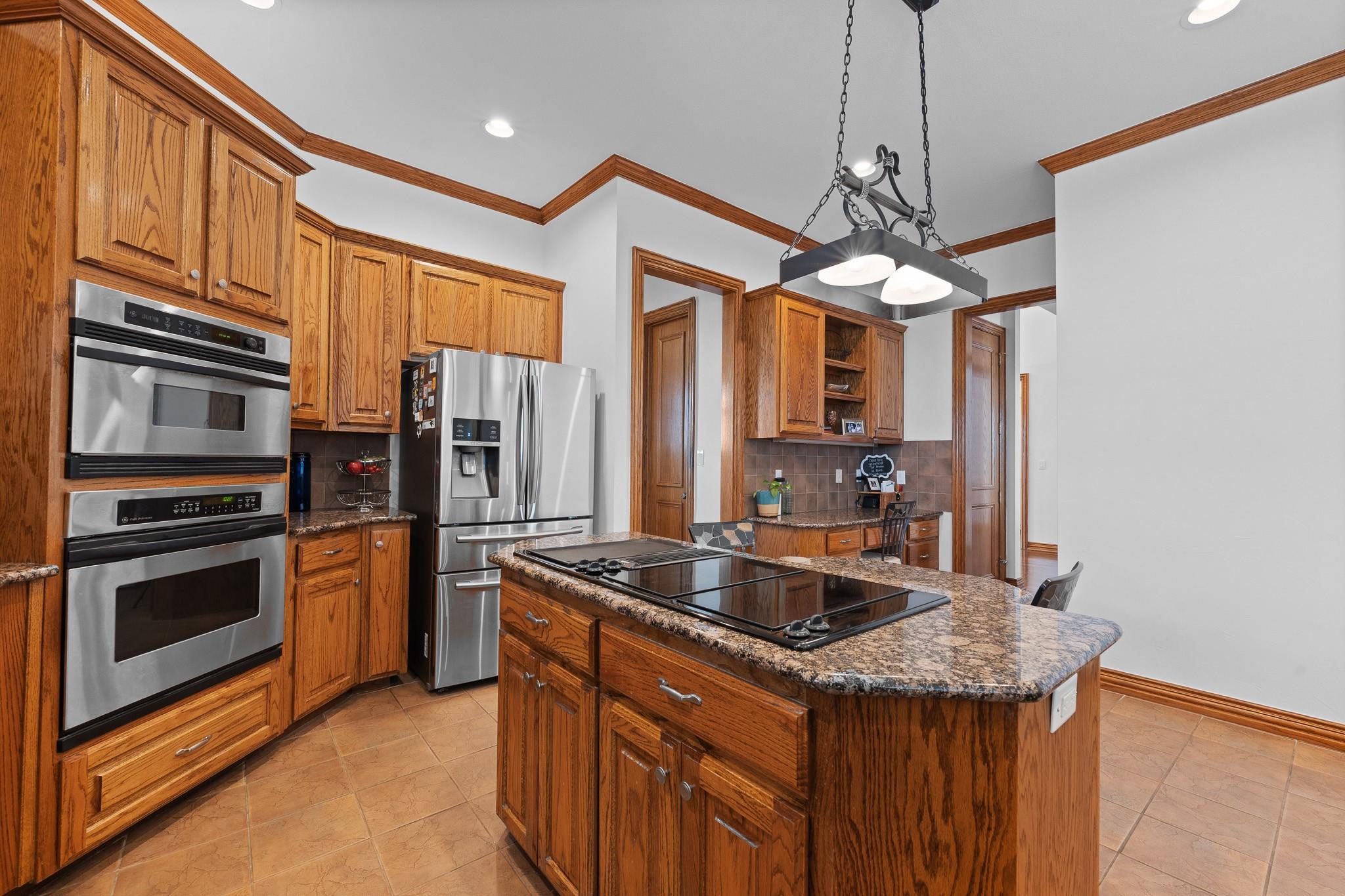 main property photo 26