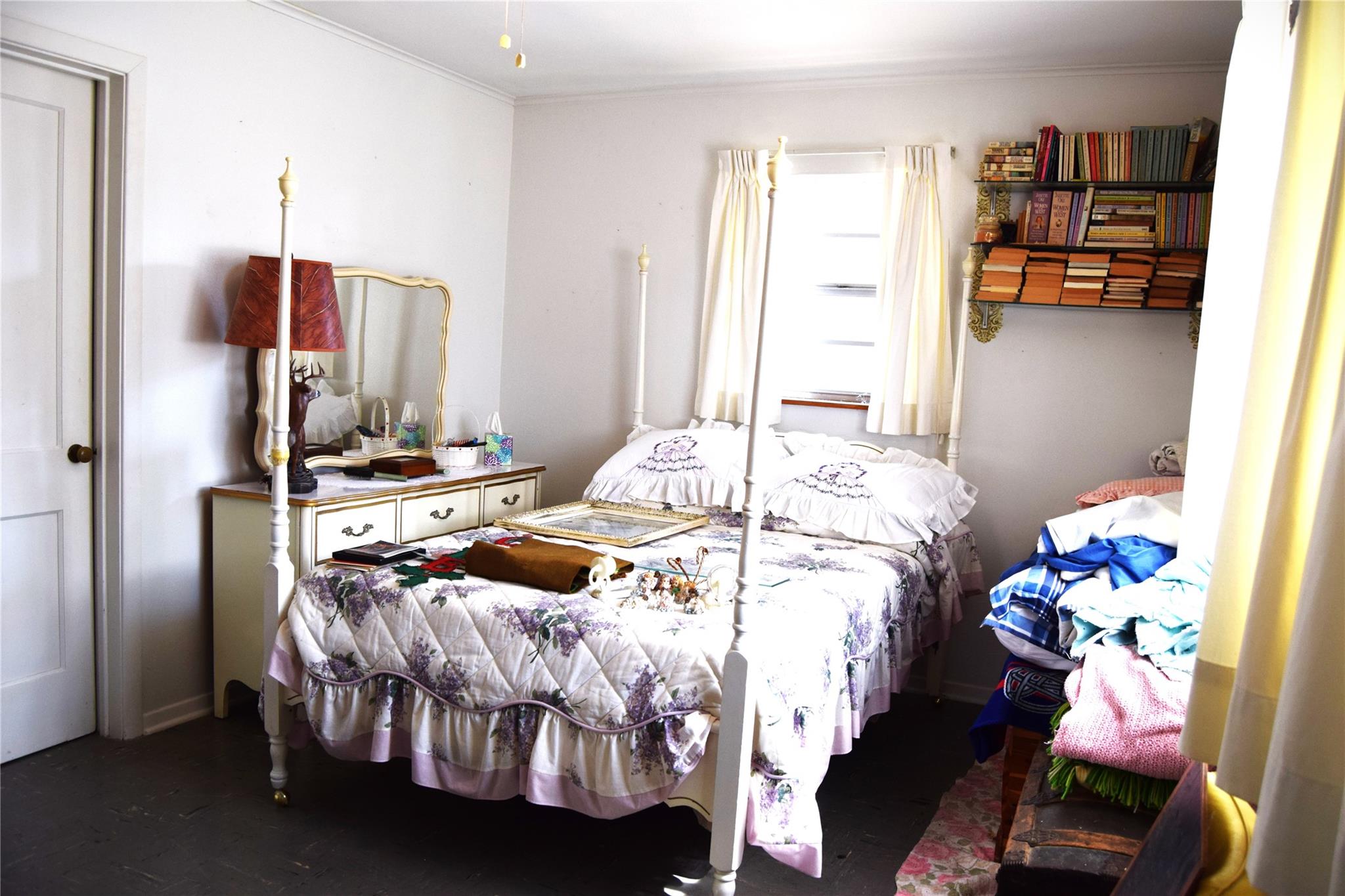 main property photo 23