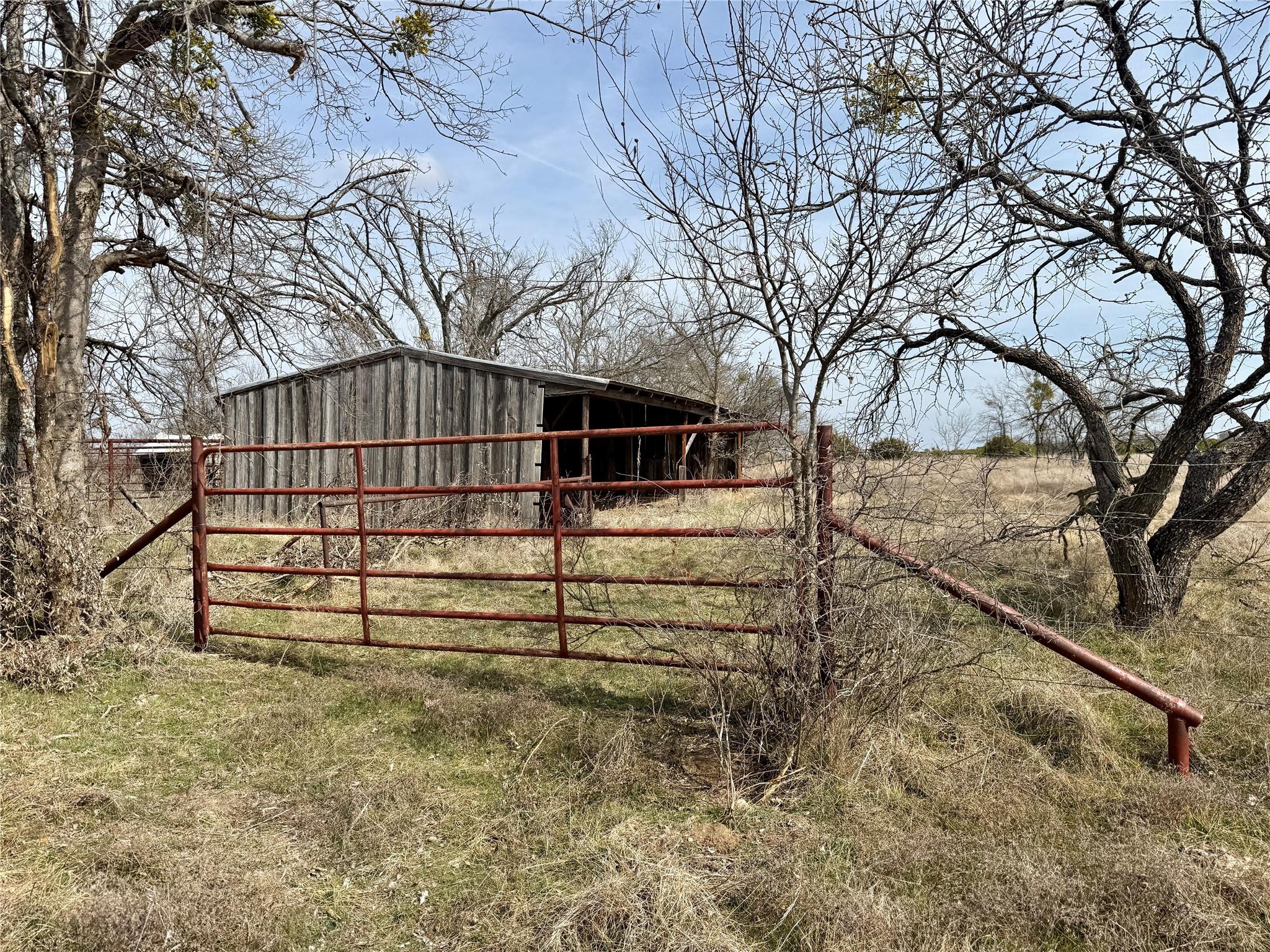main property photo 18