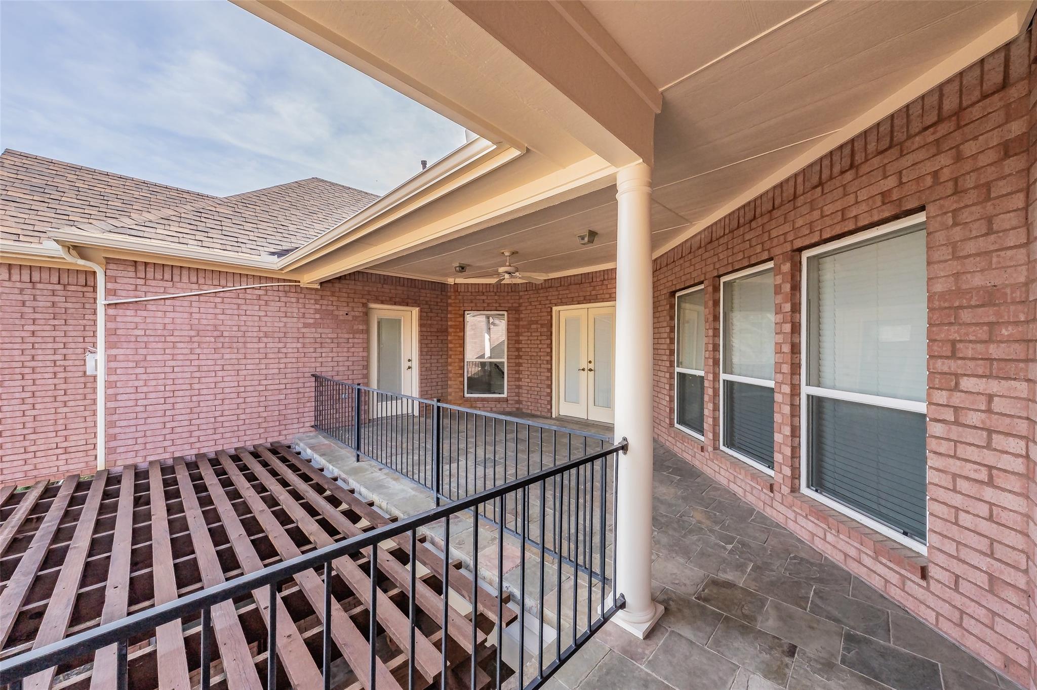 main property photo 39