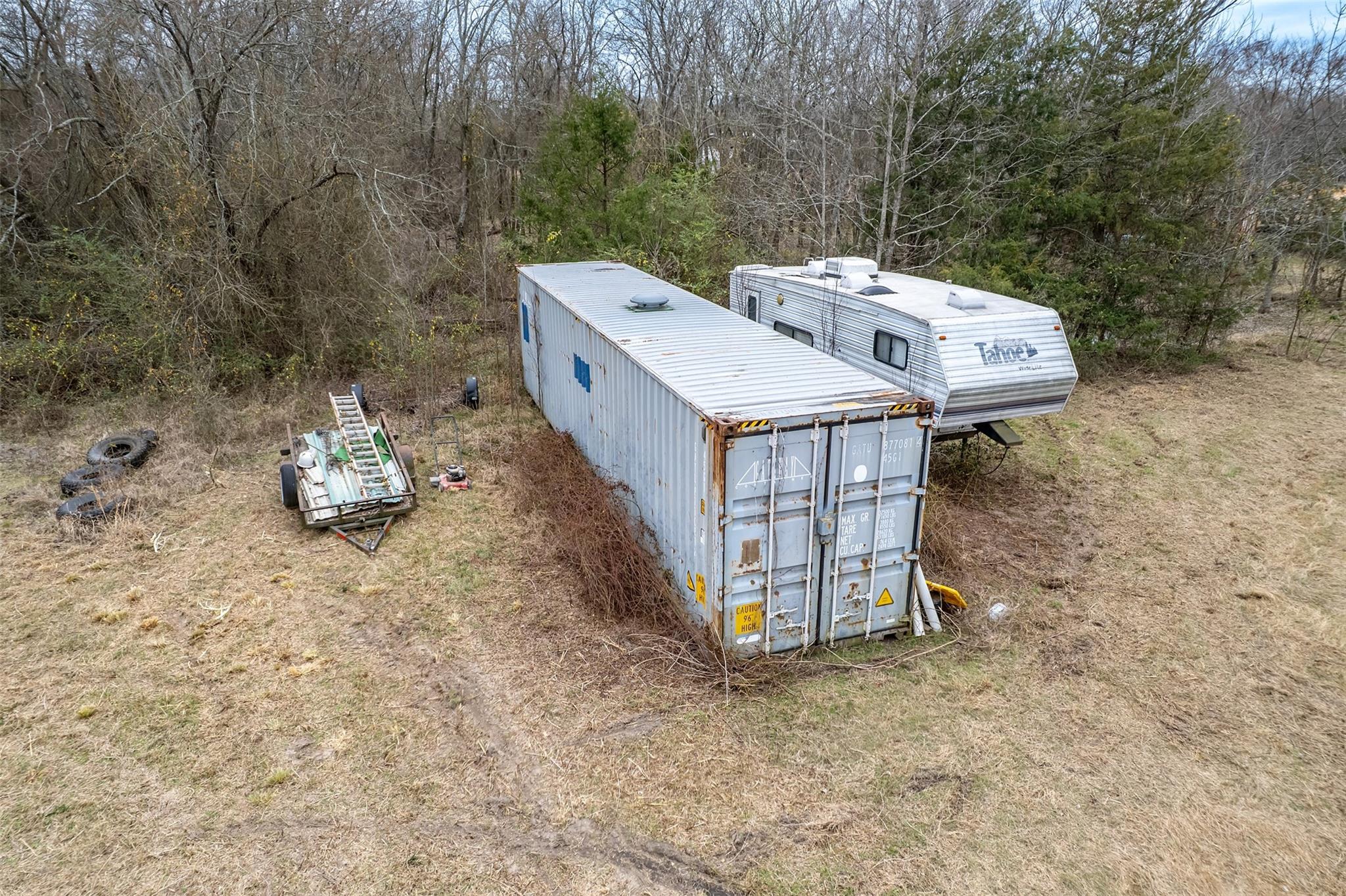main property photo 15