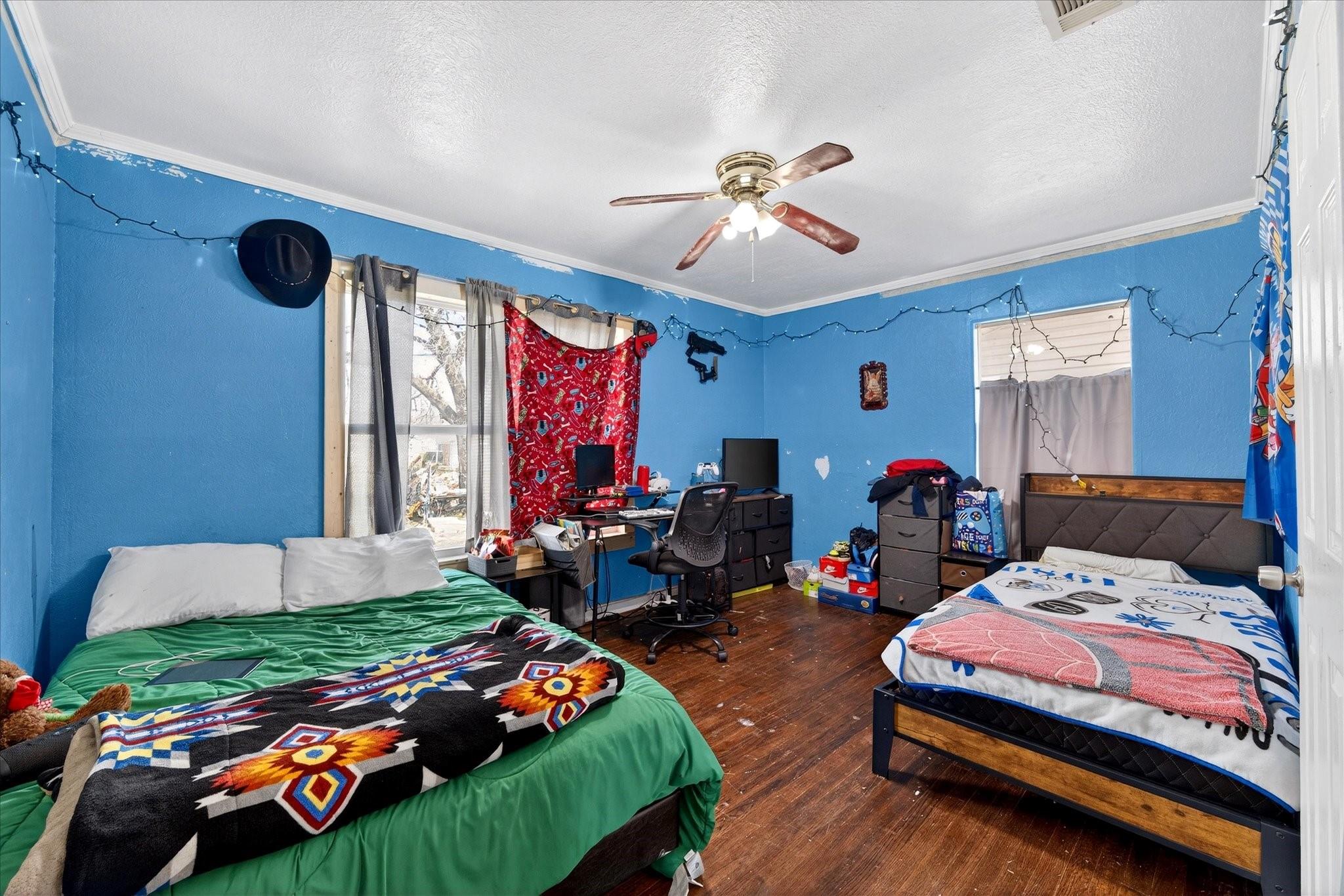 main property photo 6