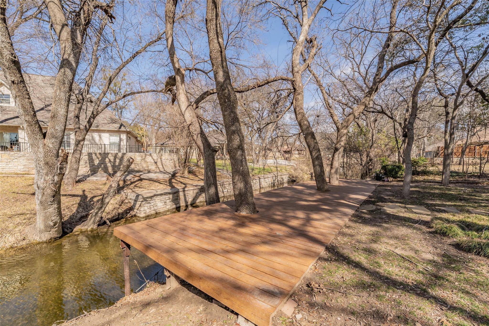 main property photo 38
