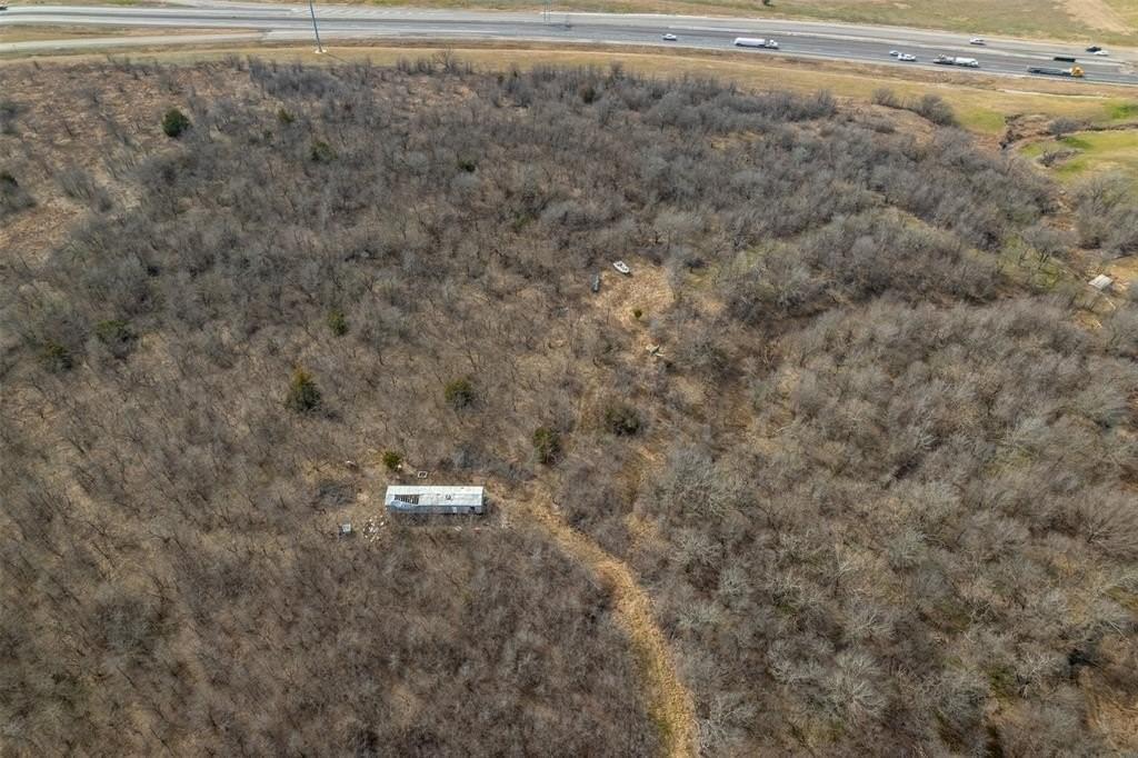 main property photo 10