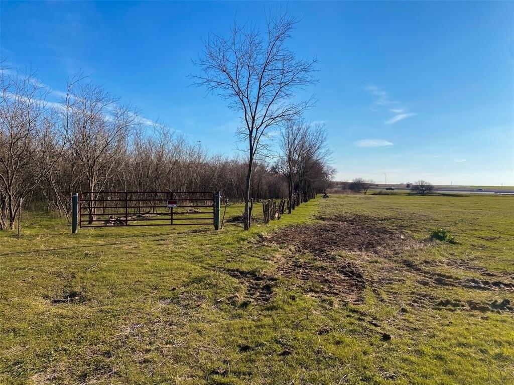 main property photo 16